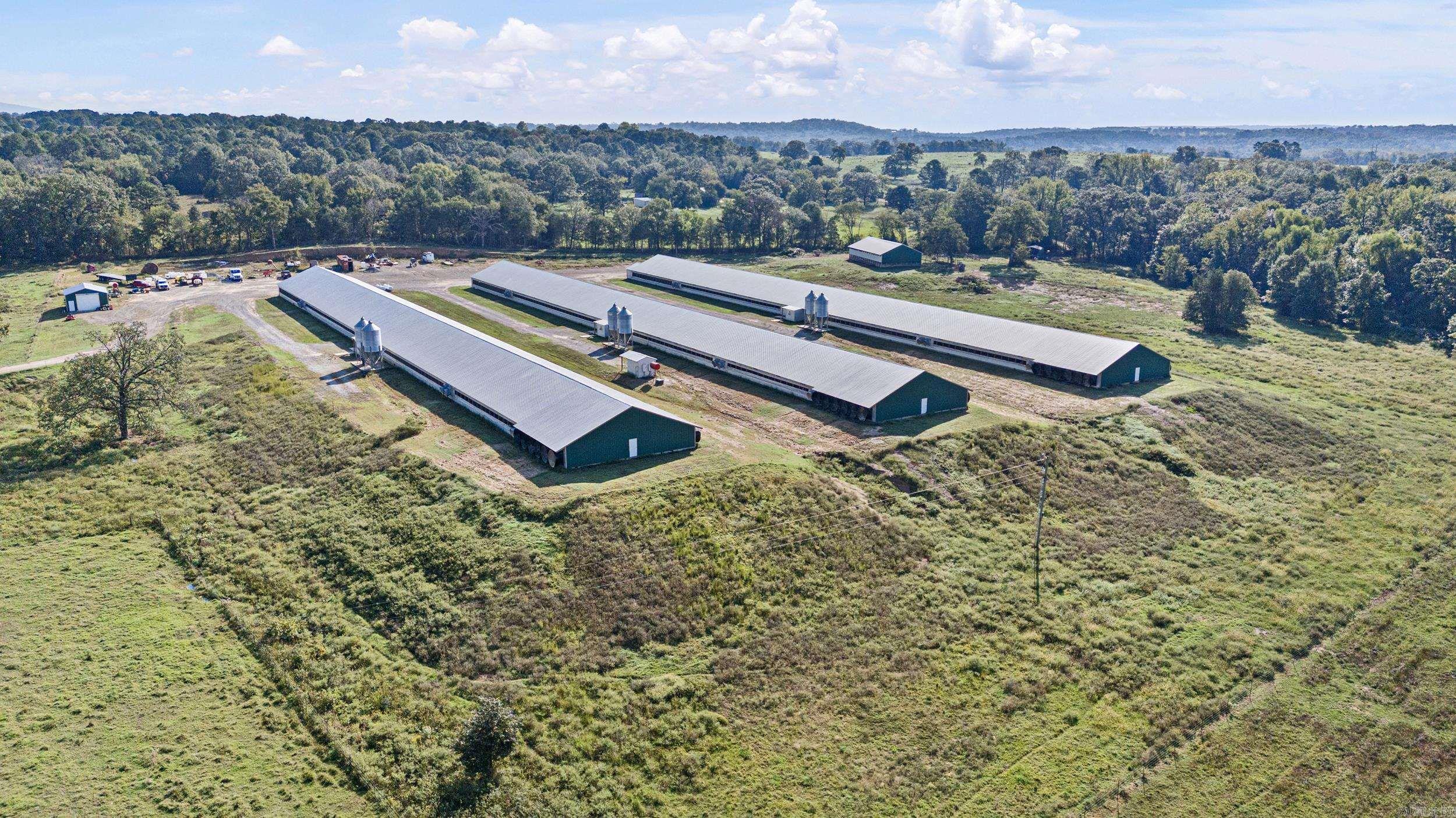 6639 Carriage  Mulberry, AR