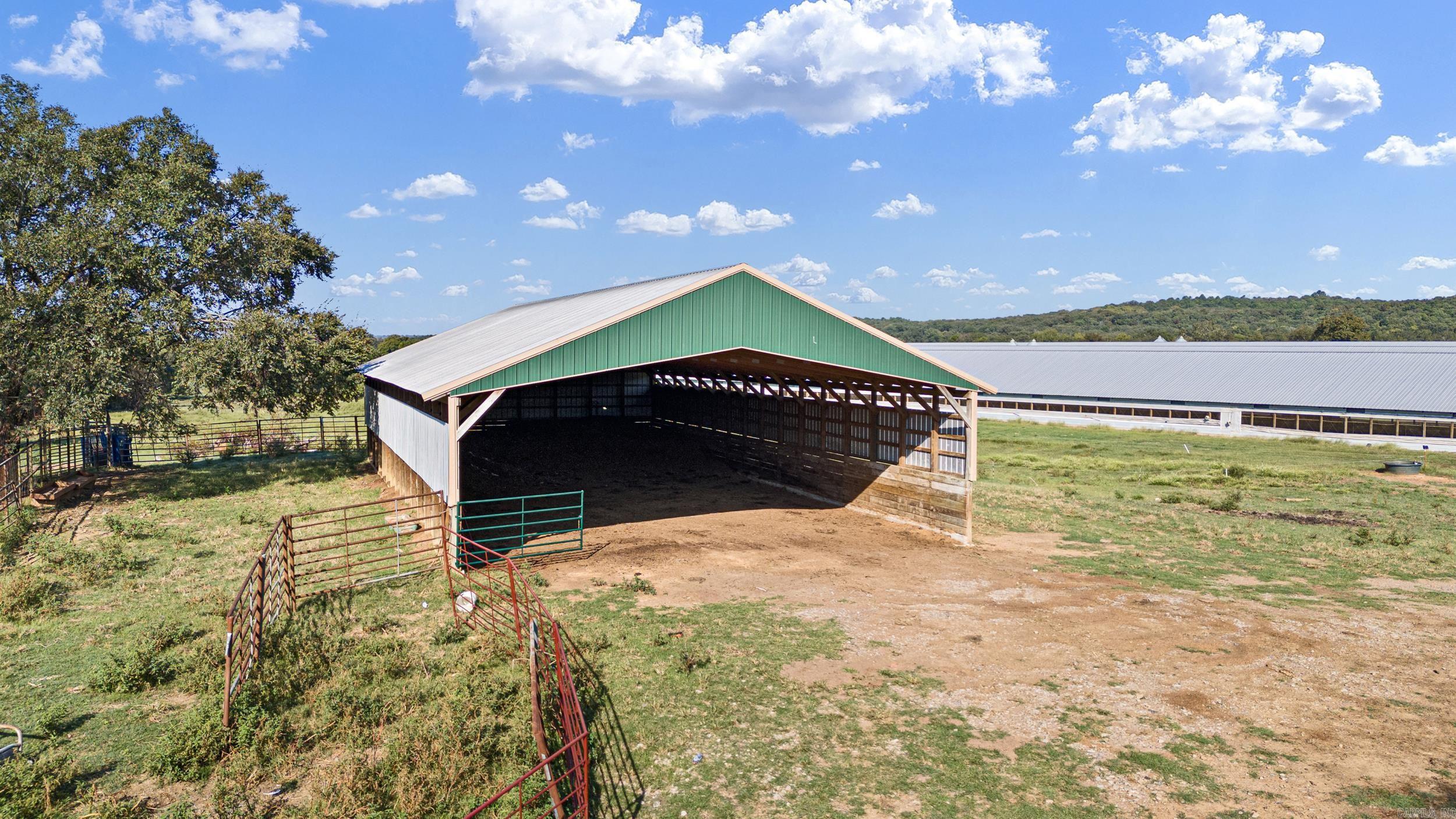 6639 Carriage  Mulberry, AR