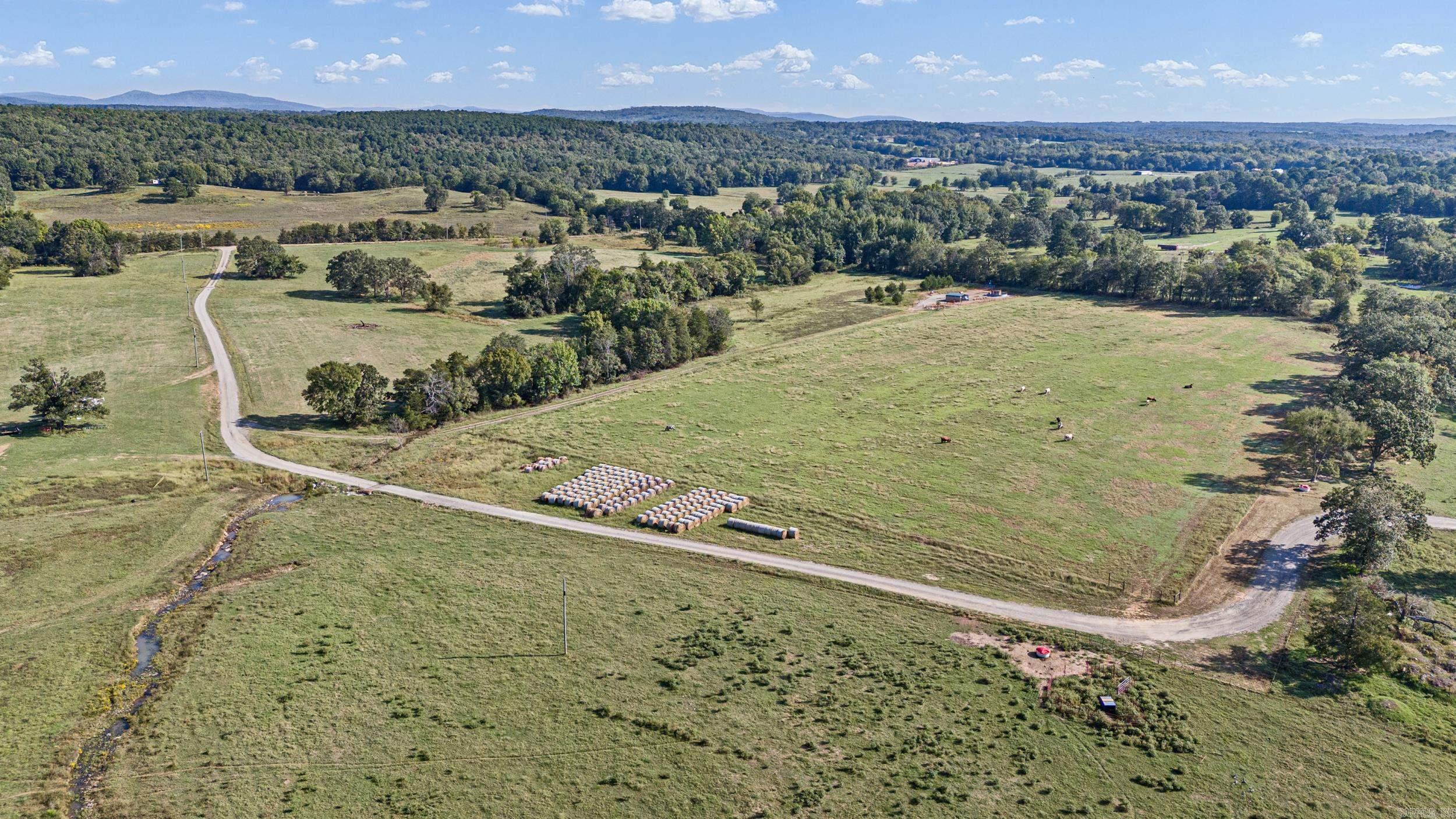 6639 Carriage  Mulberry, AR