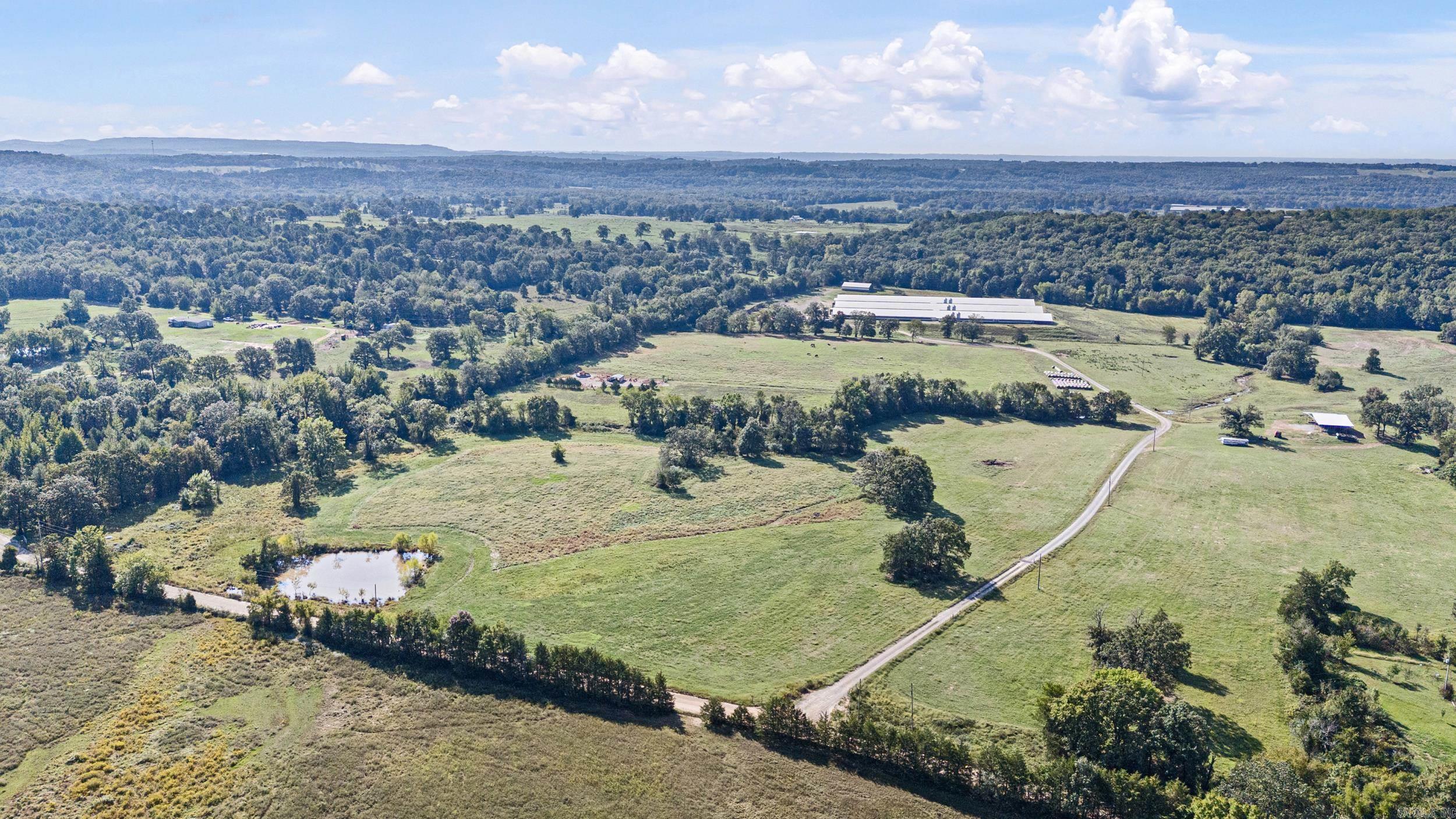 6639 Carriage  Mulberry, AR