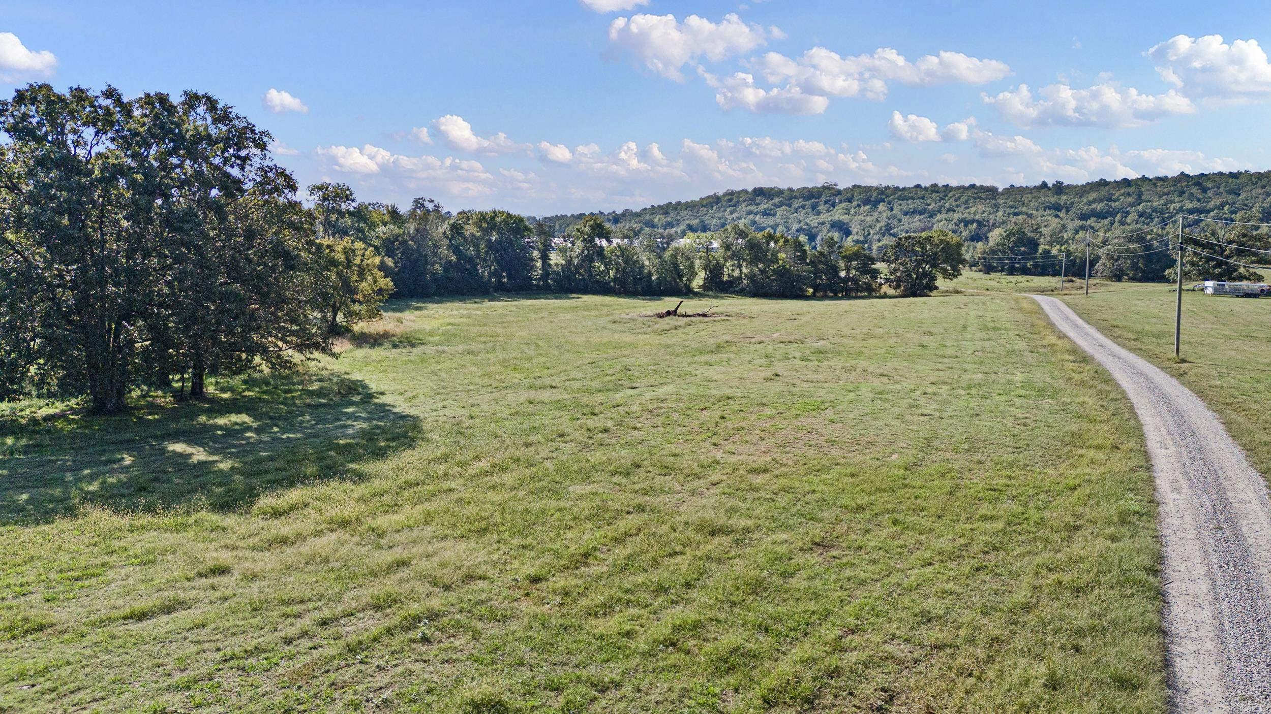 6639 Carriage  Mulberry, AR