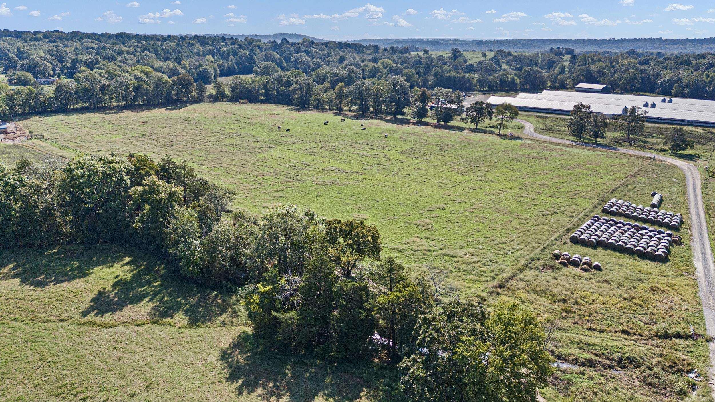 6639 Carriage  Mulberry, AR