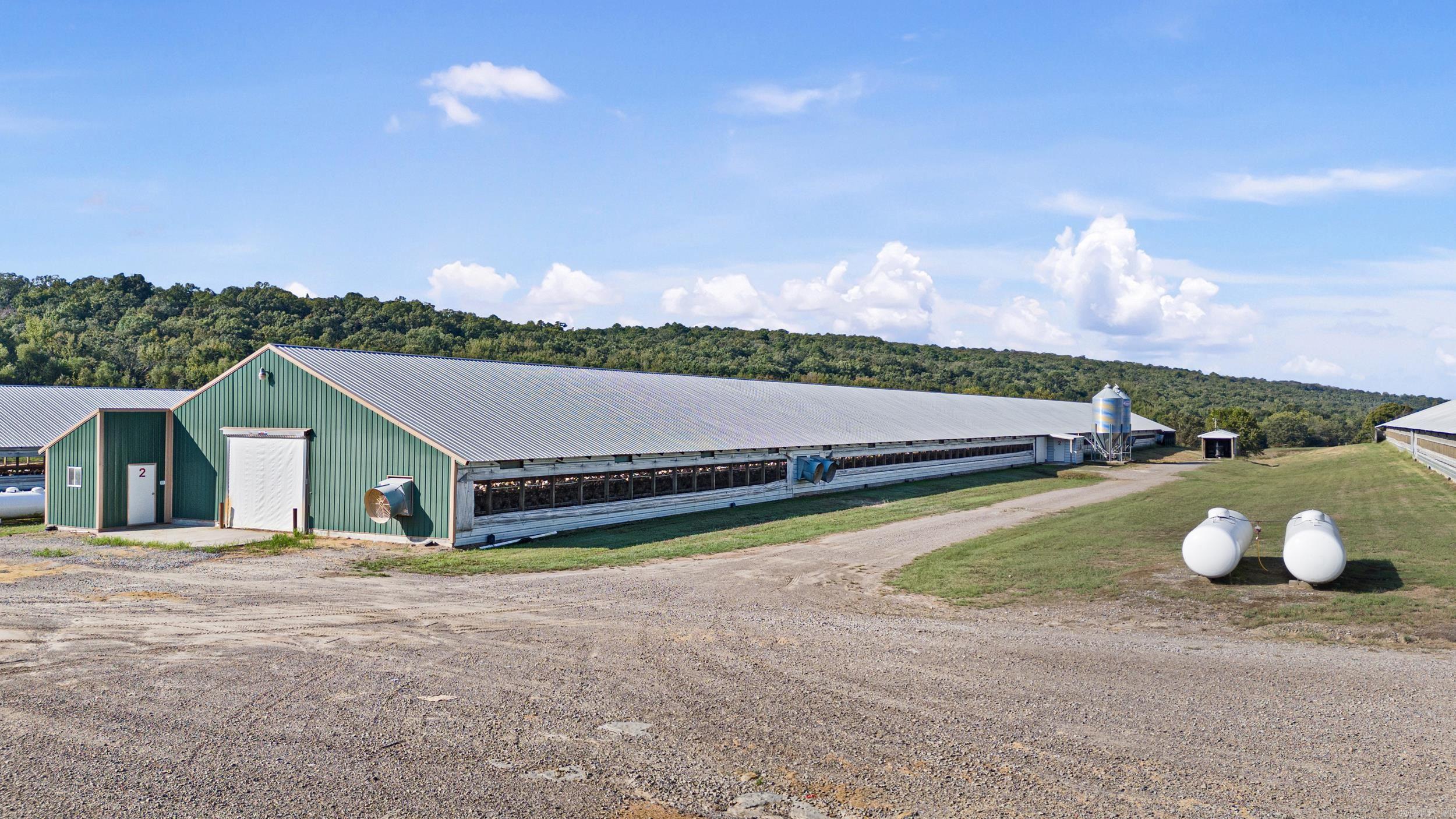 6639 Carriage  Mulberry, AR