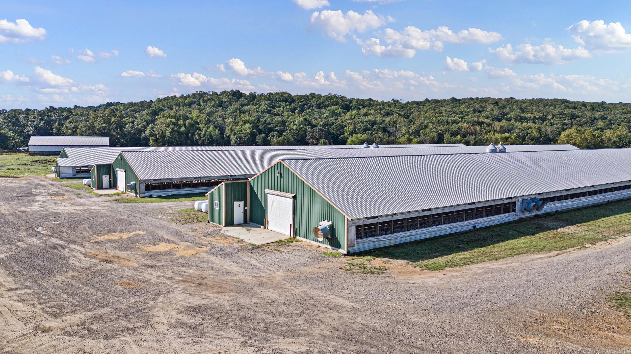 6639 Carriage  Mulberry, AR