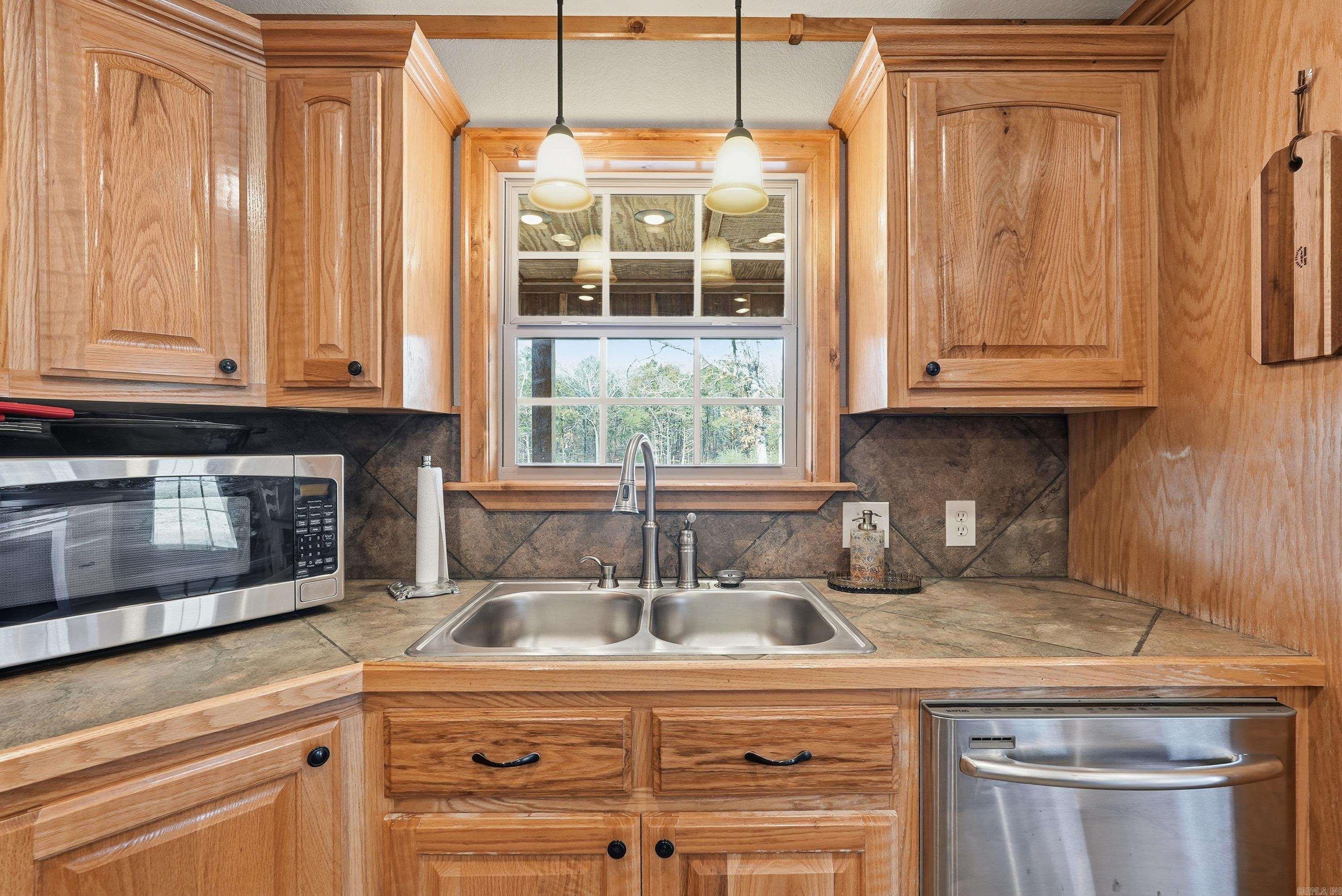 18 Kenwood Cove Greenbrier, AR 72058