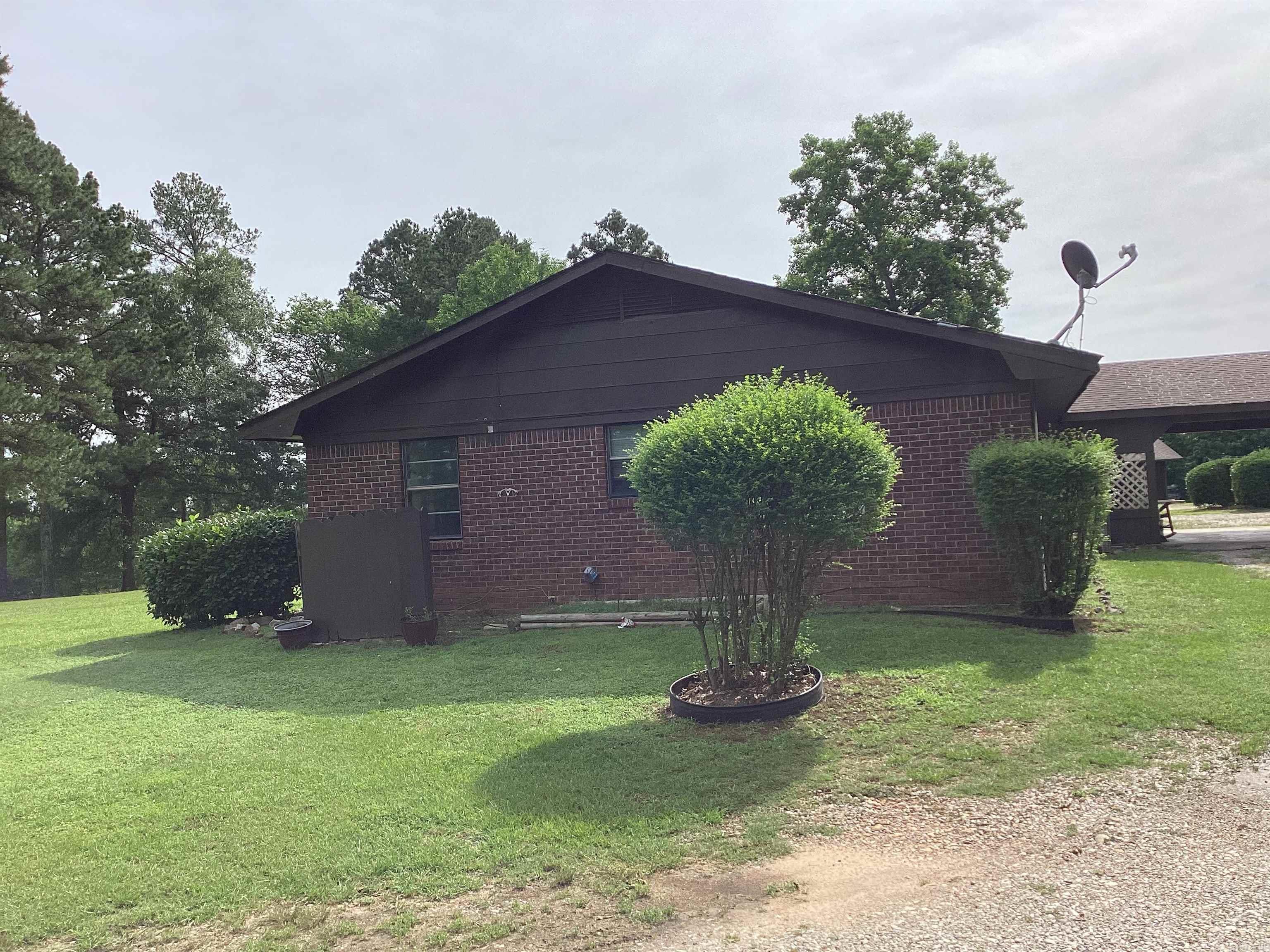 228 Nevada 66 W  Prescott, AR