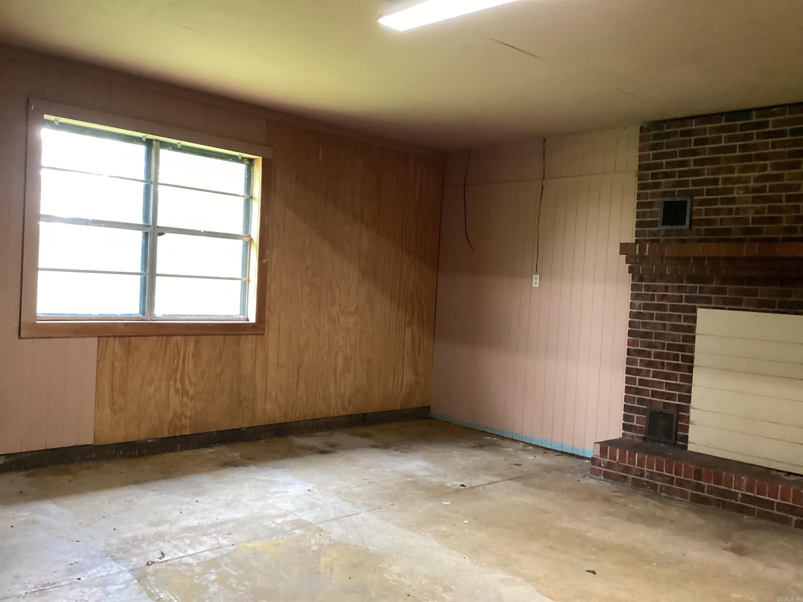 228 Nevada 66 W  Prescott, AR