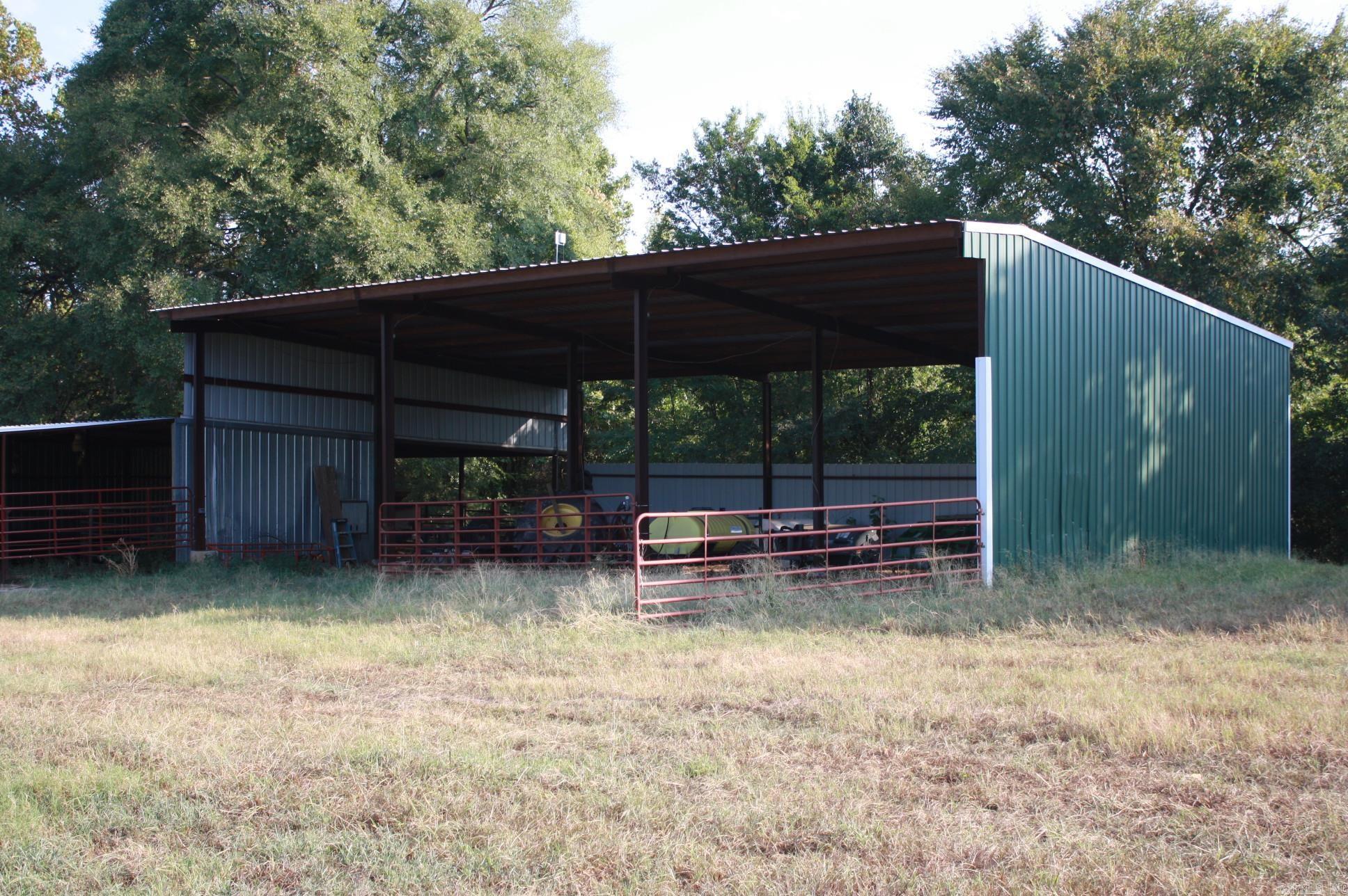  Lonview Road  Nashville, AR