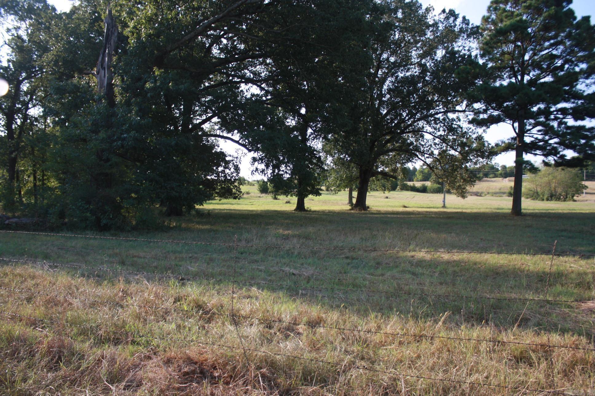  Lonview Road  Nashville, AR