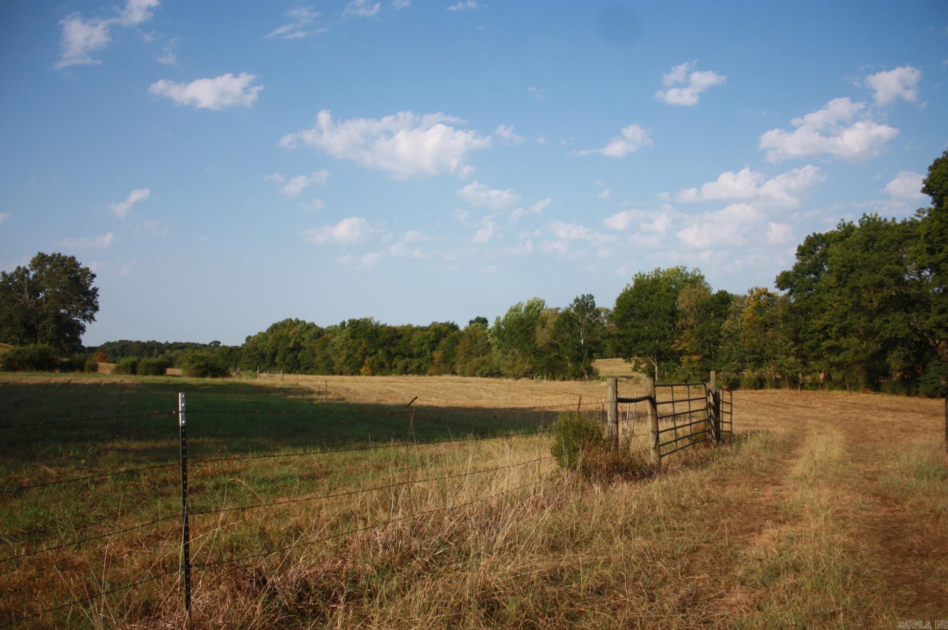  Lonview Road  Nashville, AR