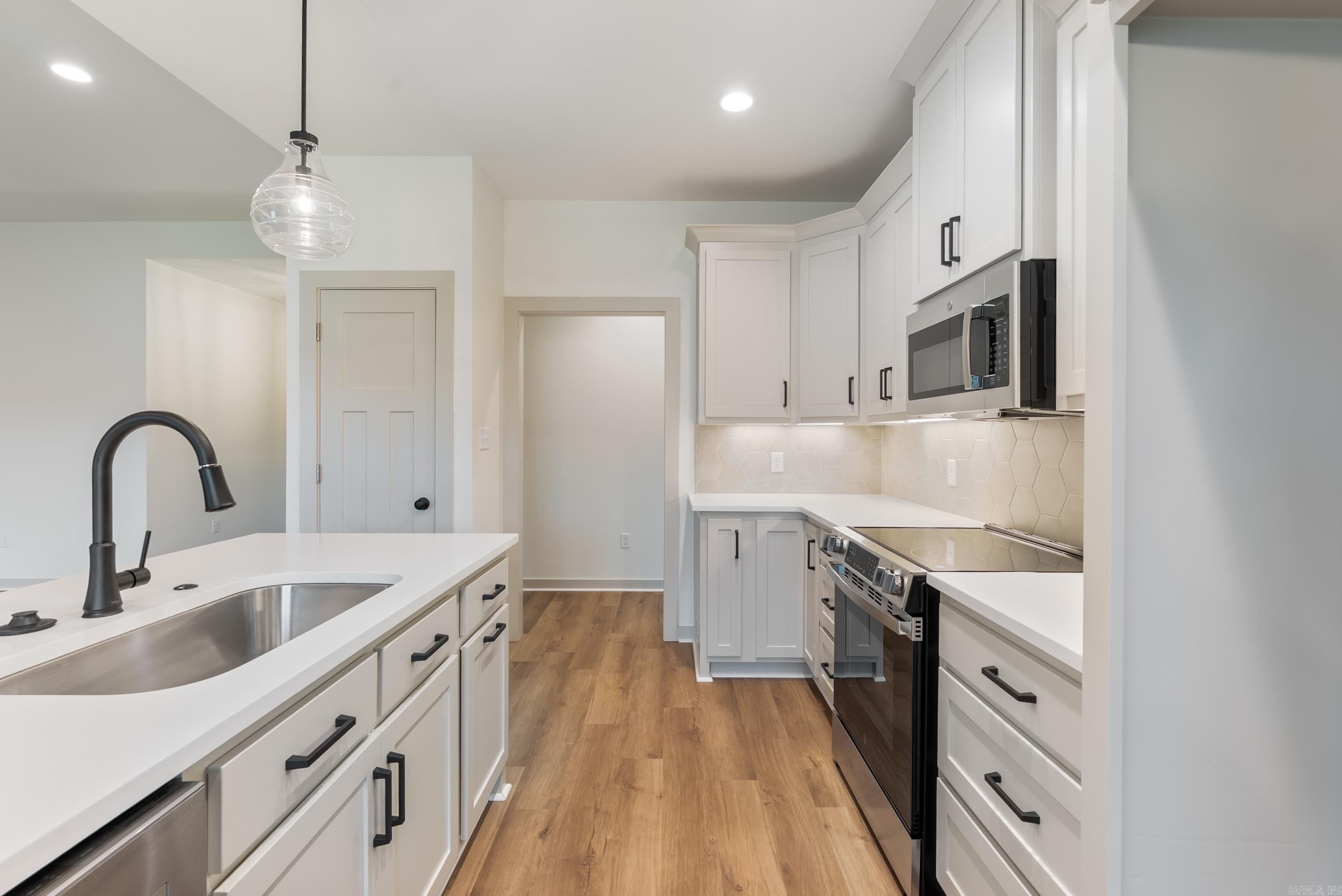 13 Ricky  Greenbrier, AR