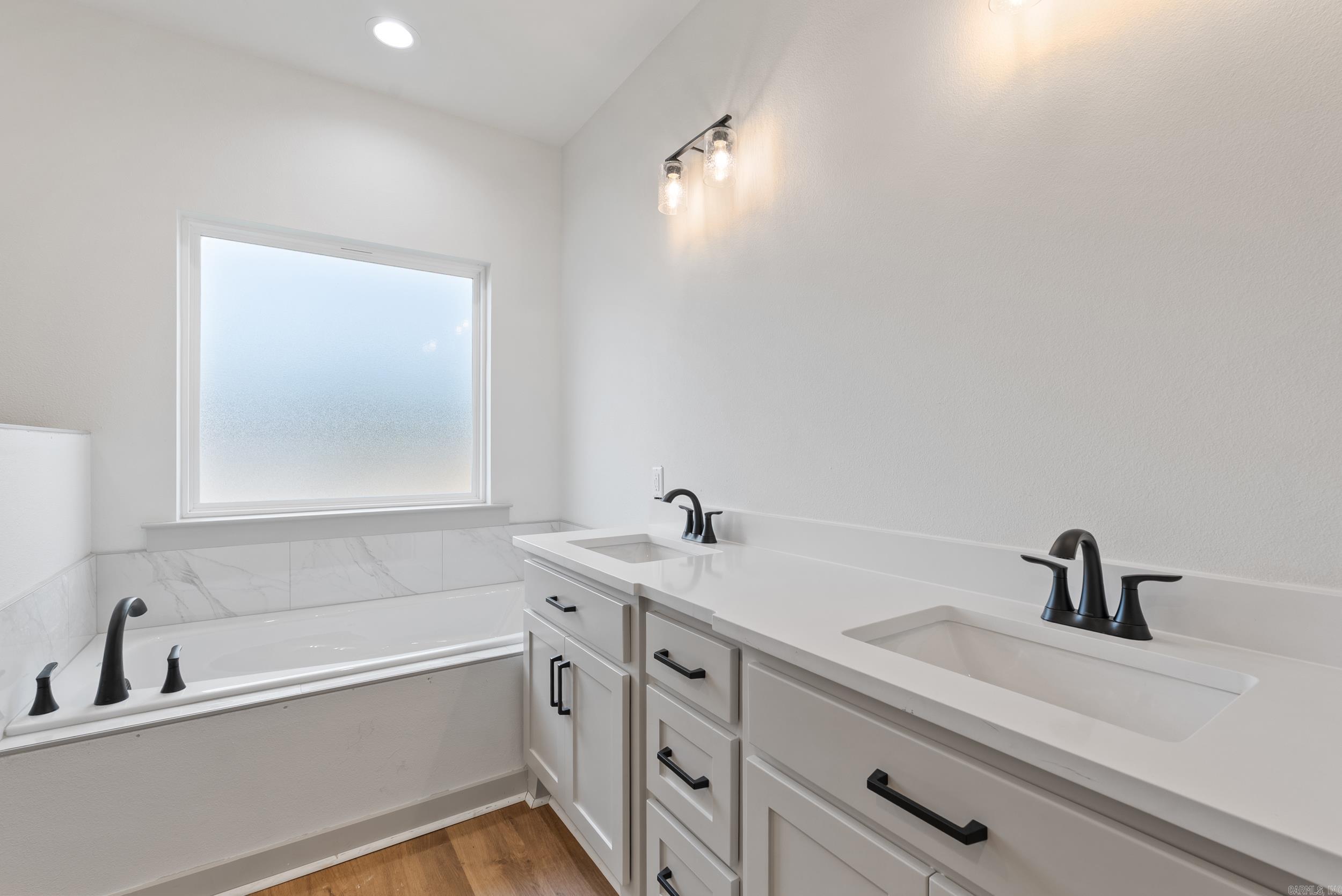 13 Ricky  Greenbrier, AR