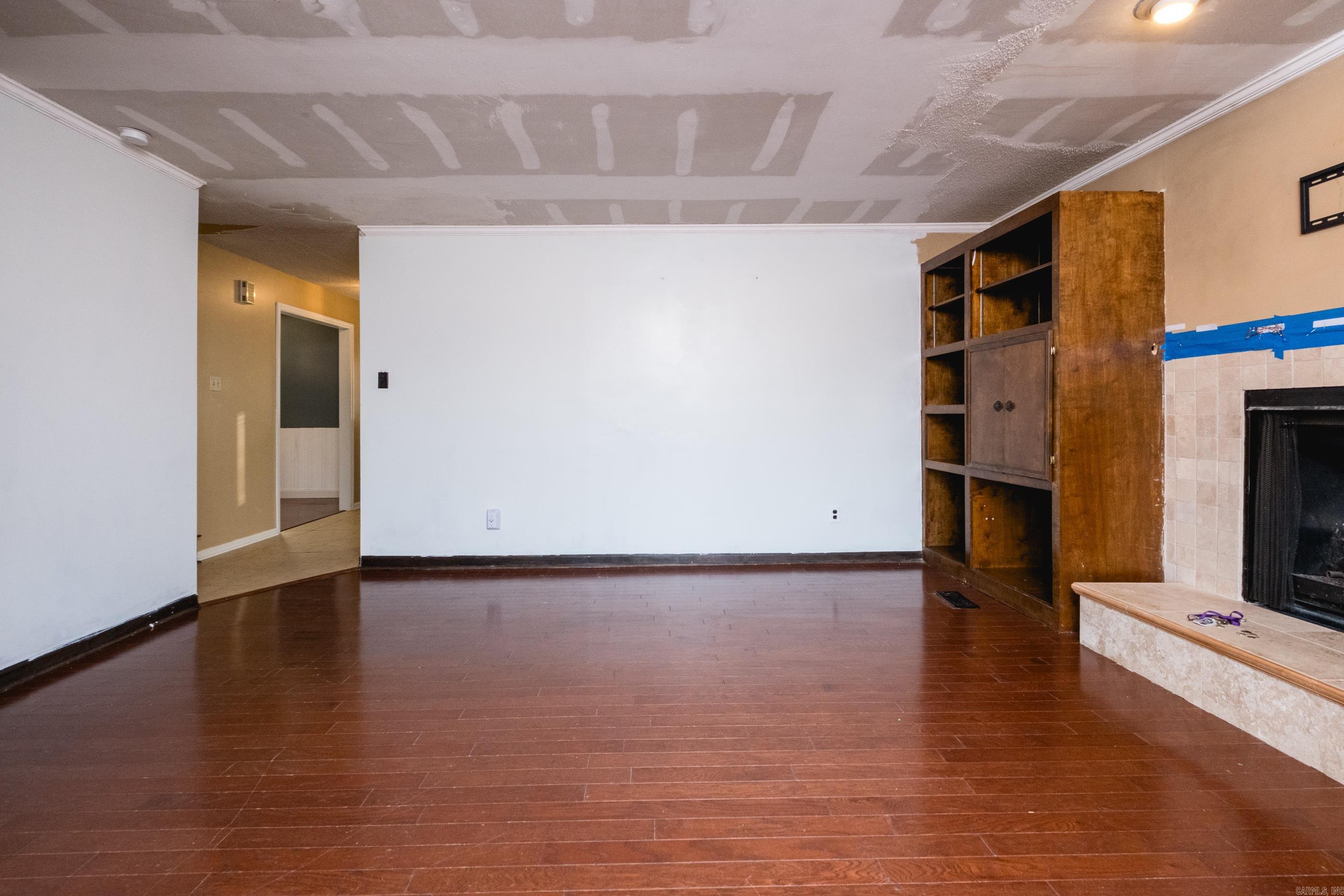 8 Red Maple Court Little Rock, AR 72211