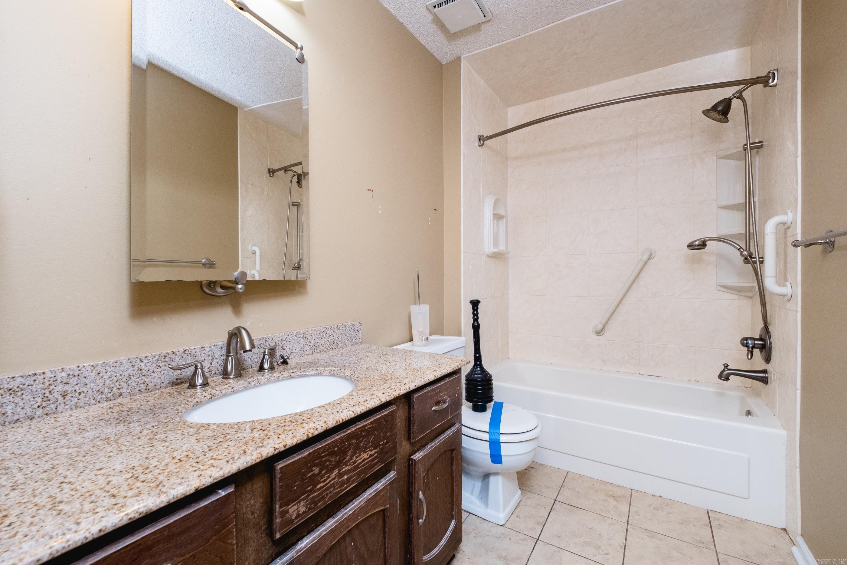 8 Red Maple Court Little Rock, AR 72211