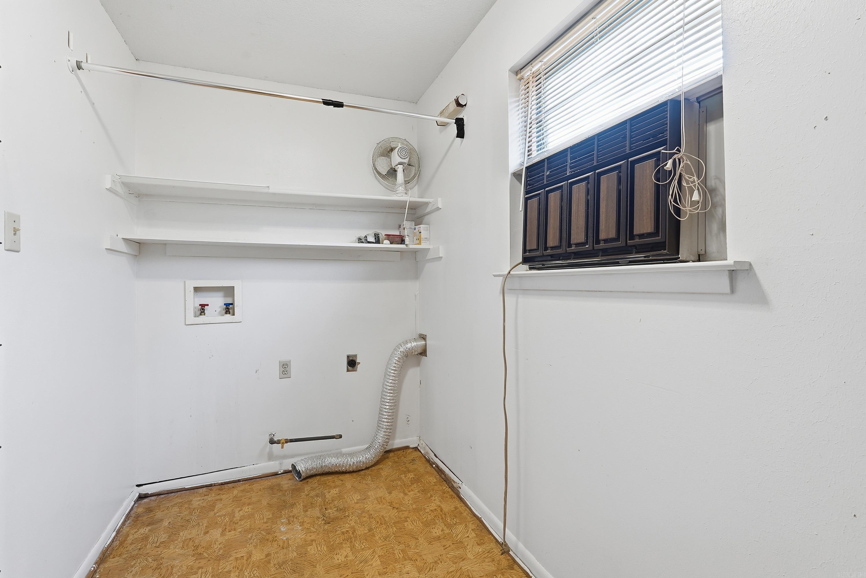 7 Arcadia  Bryant, AR