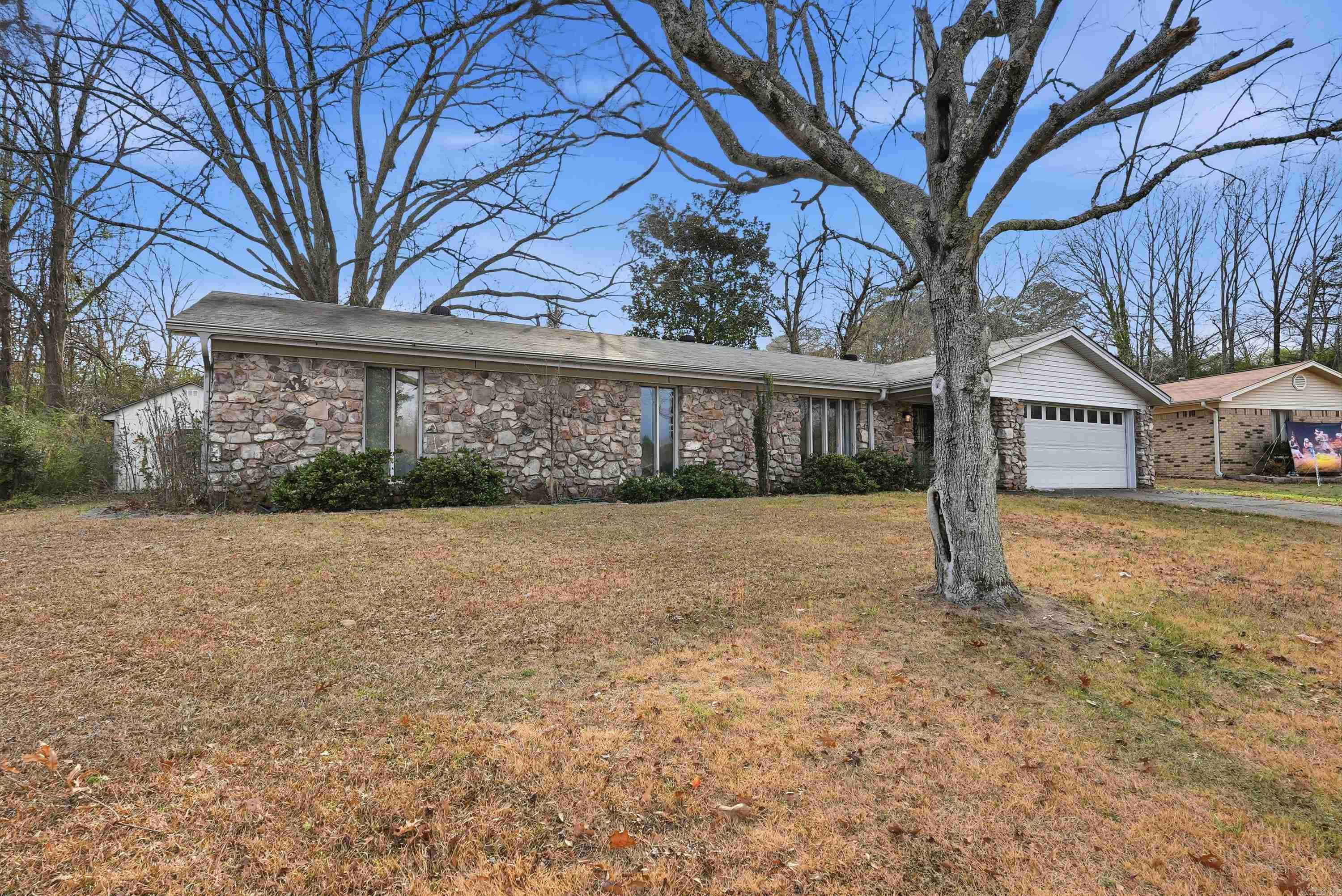 7 Arcadia  Bryant, AR