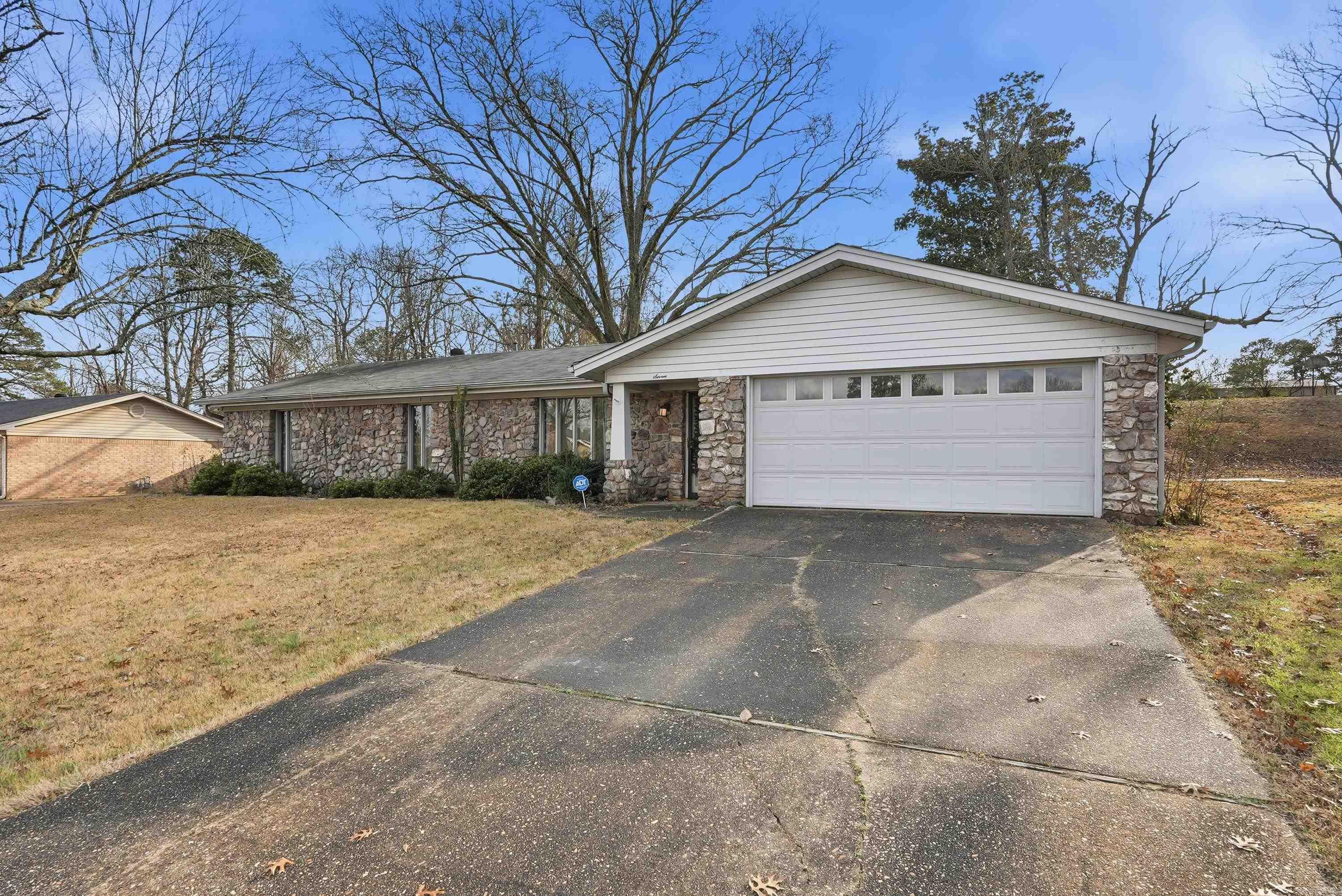 7 Arcadia  Bryant, AR