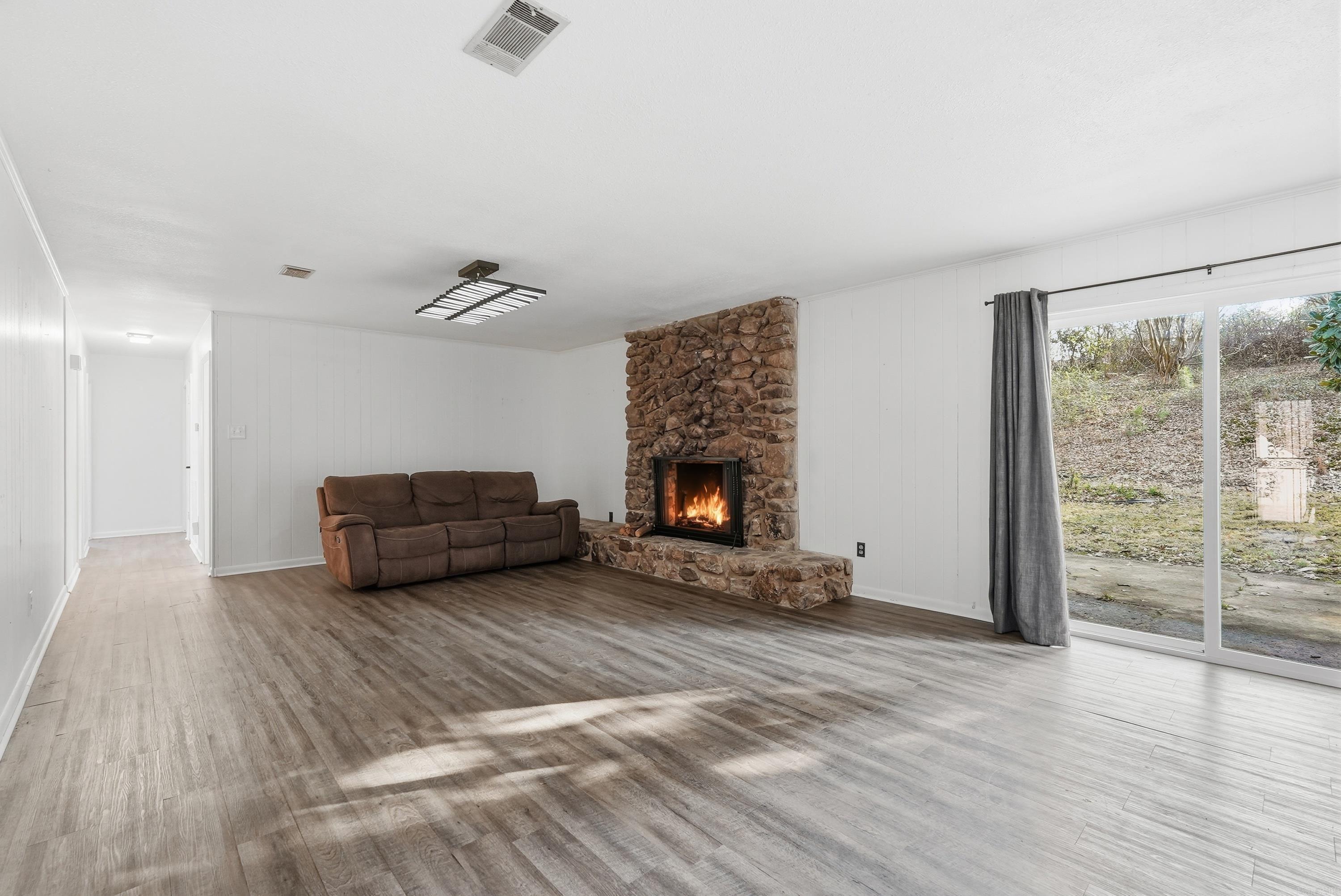 7 Arcadia  Bryant, AR