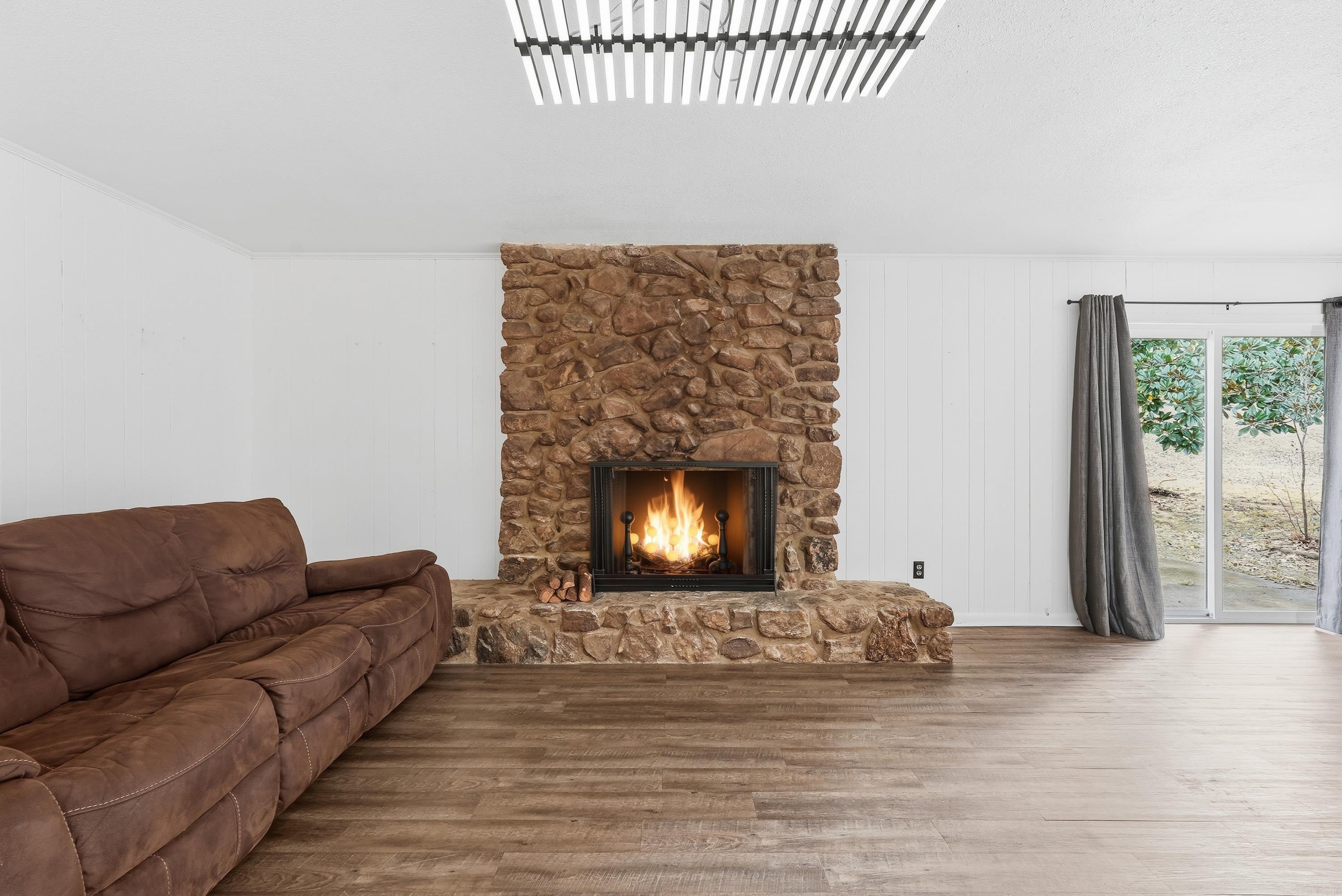 7 Arcadia  Bryant, AR