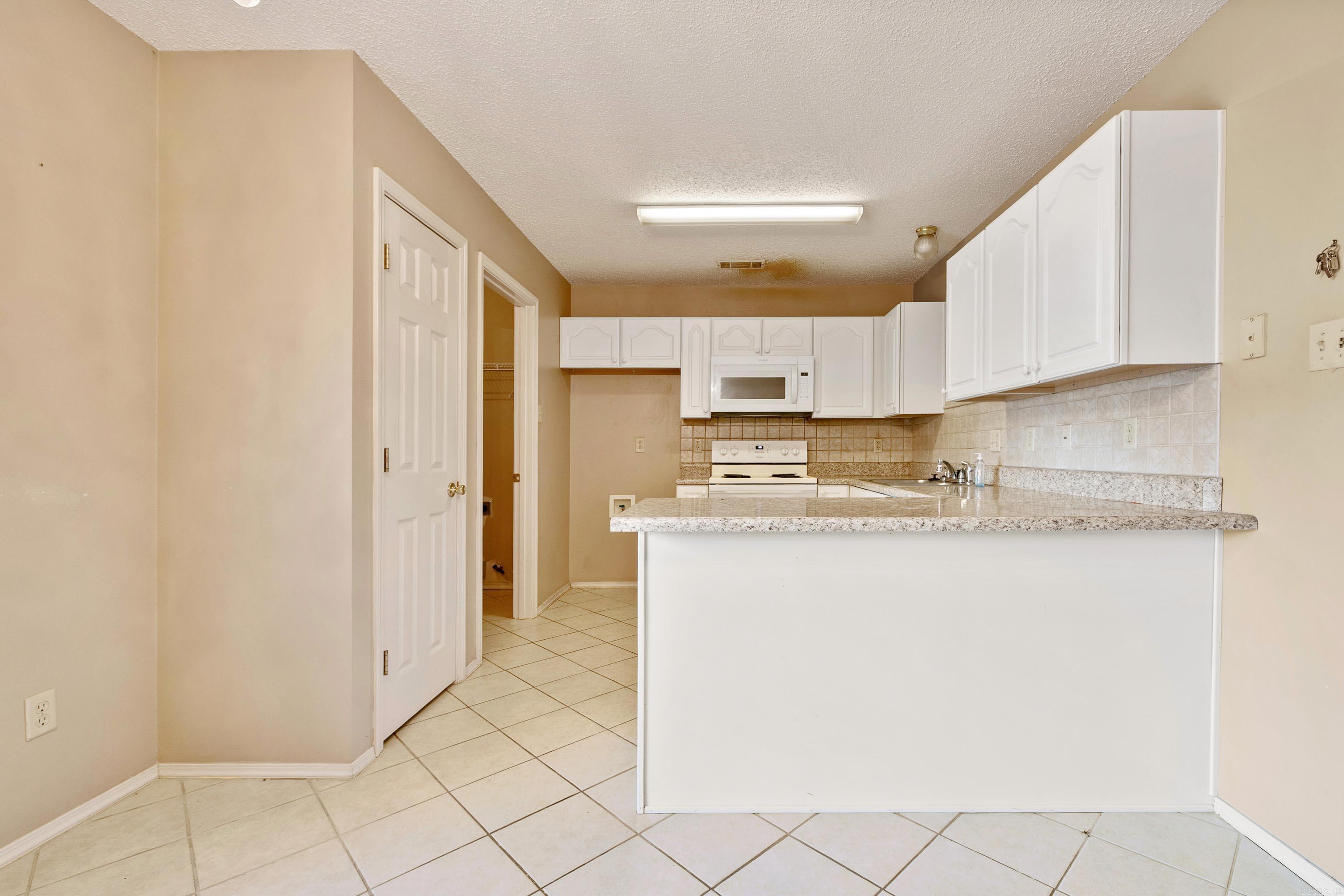 81 Meadow Ridge  Maumelle, AR