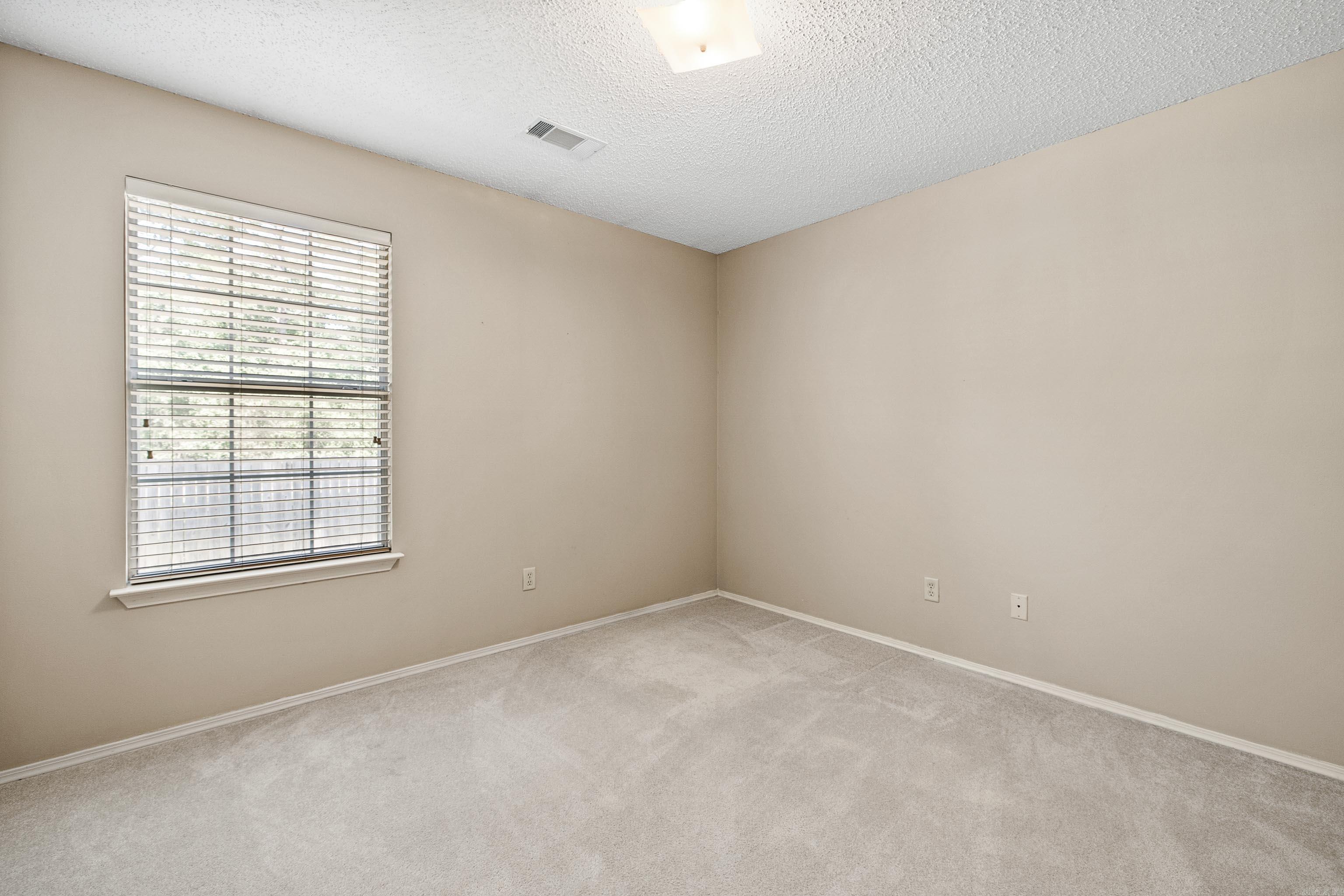 81 Meadow Ridge  Maumelle, AR