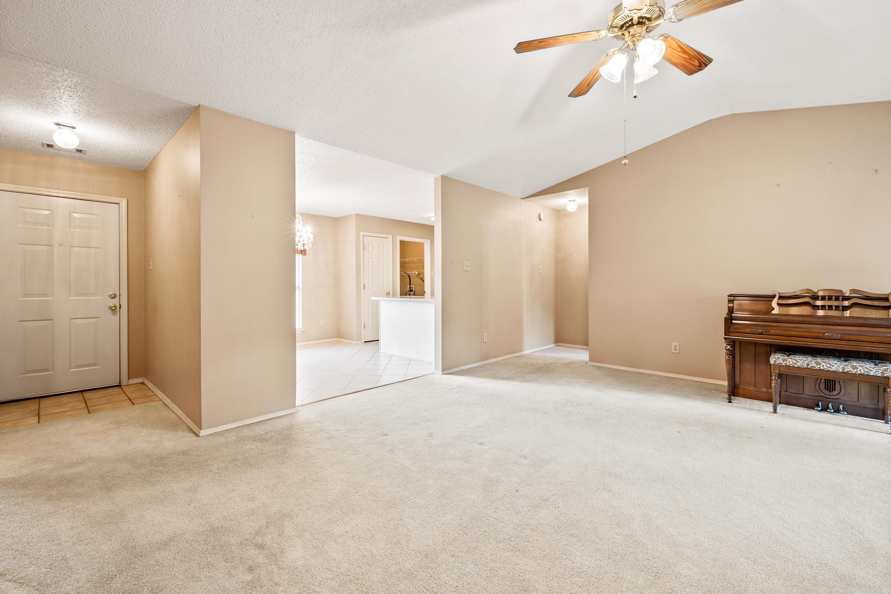 81 Meadow Ridge  Maumelle, AR