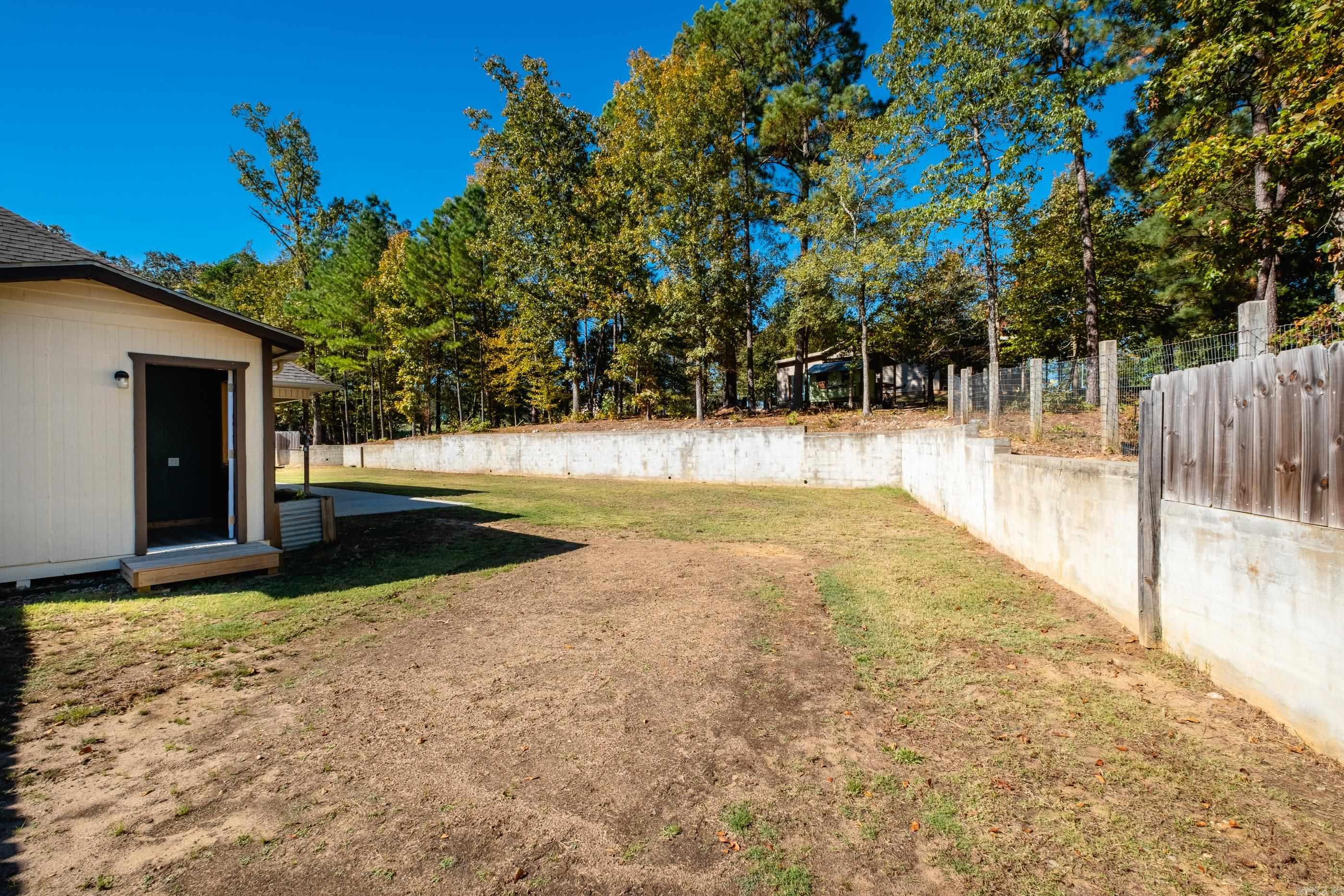 10684 Hinds Road Benton, AR 72019