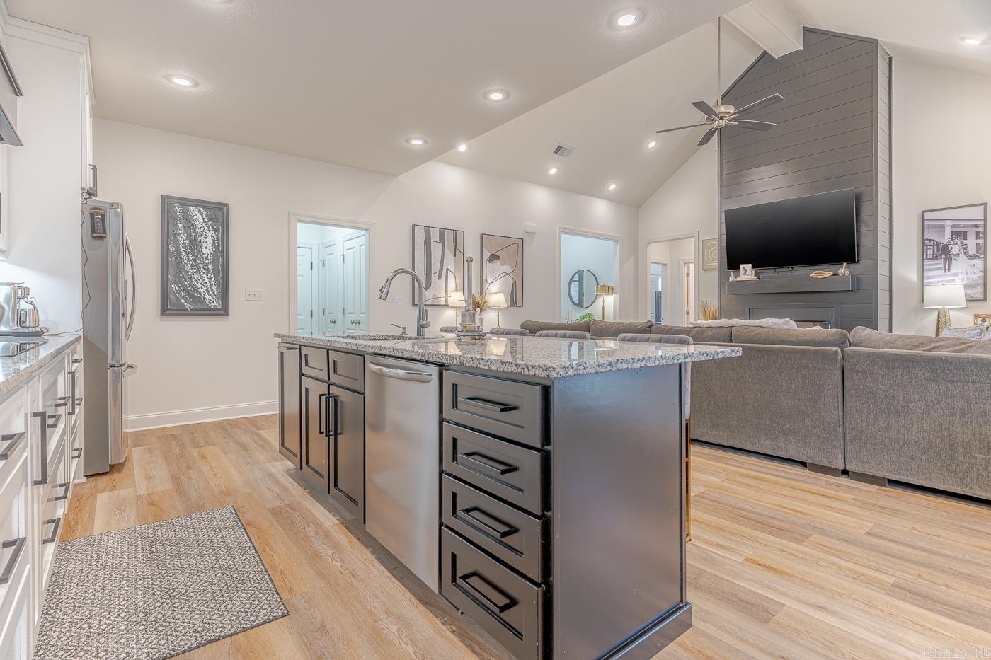 1976 Windy Ln  Jonesboro, AR