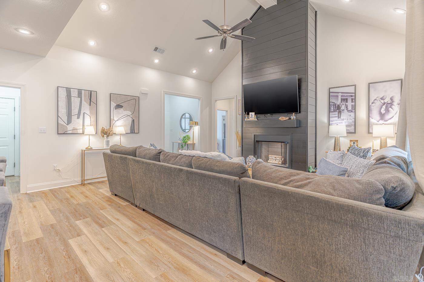 1976 Windy Ln  Jonesboro, AR