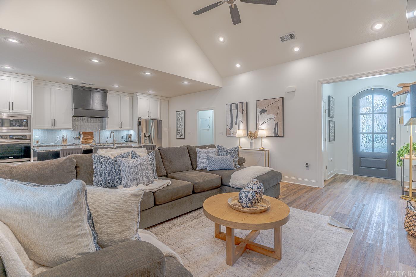 1976 Windy Ln  Jonesboro, AR