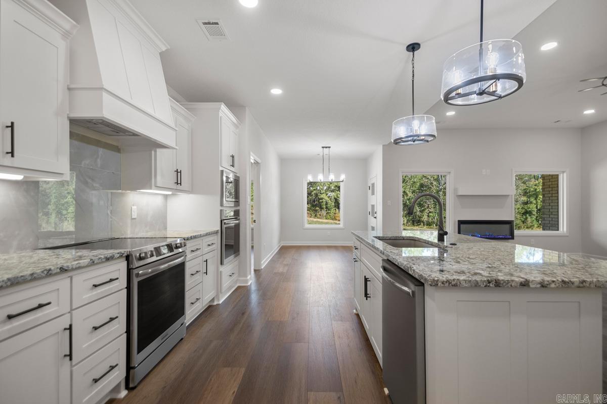 1000 Duke Drive Bauxite, AR 72011