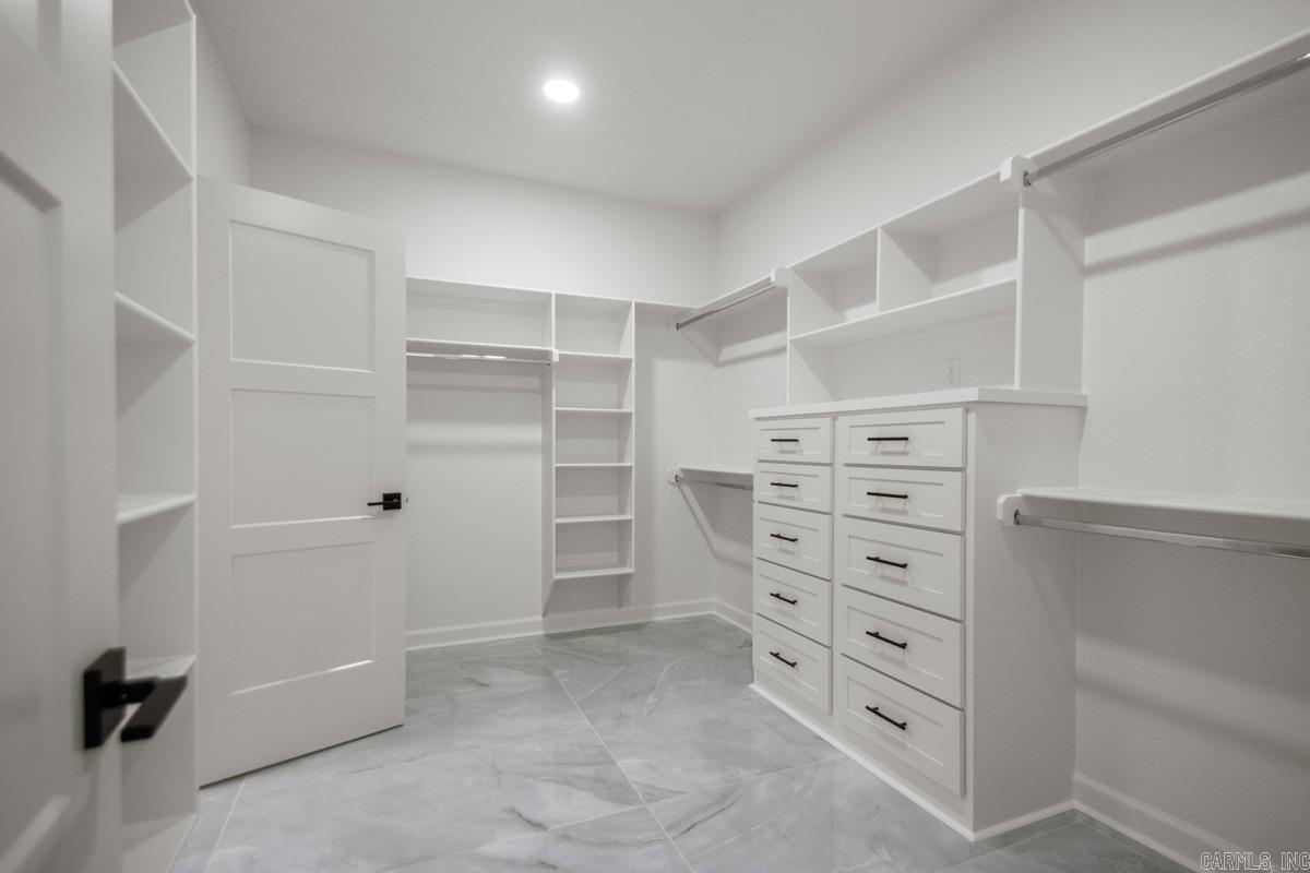 1000 Duke  Bauxite, AR