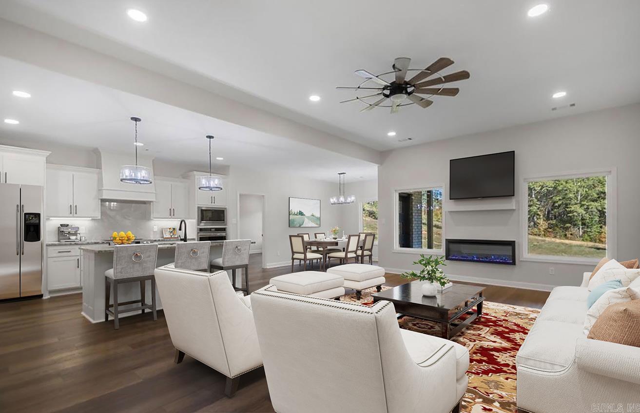 1000 Duke Drive Bauxite, AR 72011