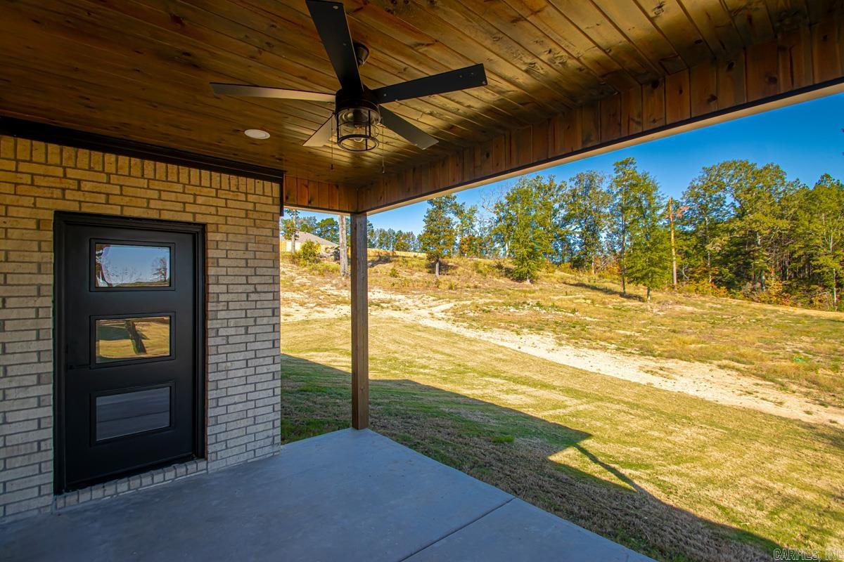 1000 Duke Drive Bauxite, AR 72011