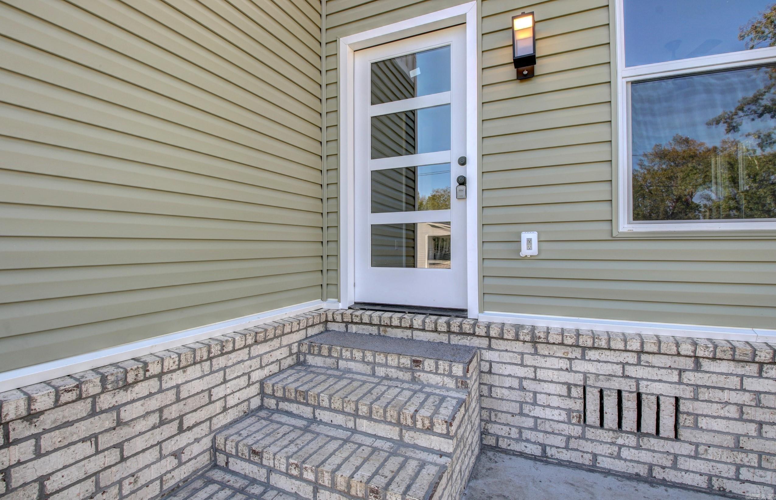 3403 W 17th  Little Rock, AR