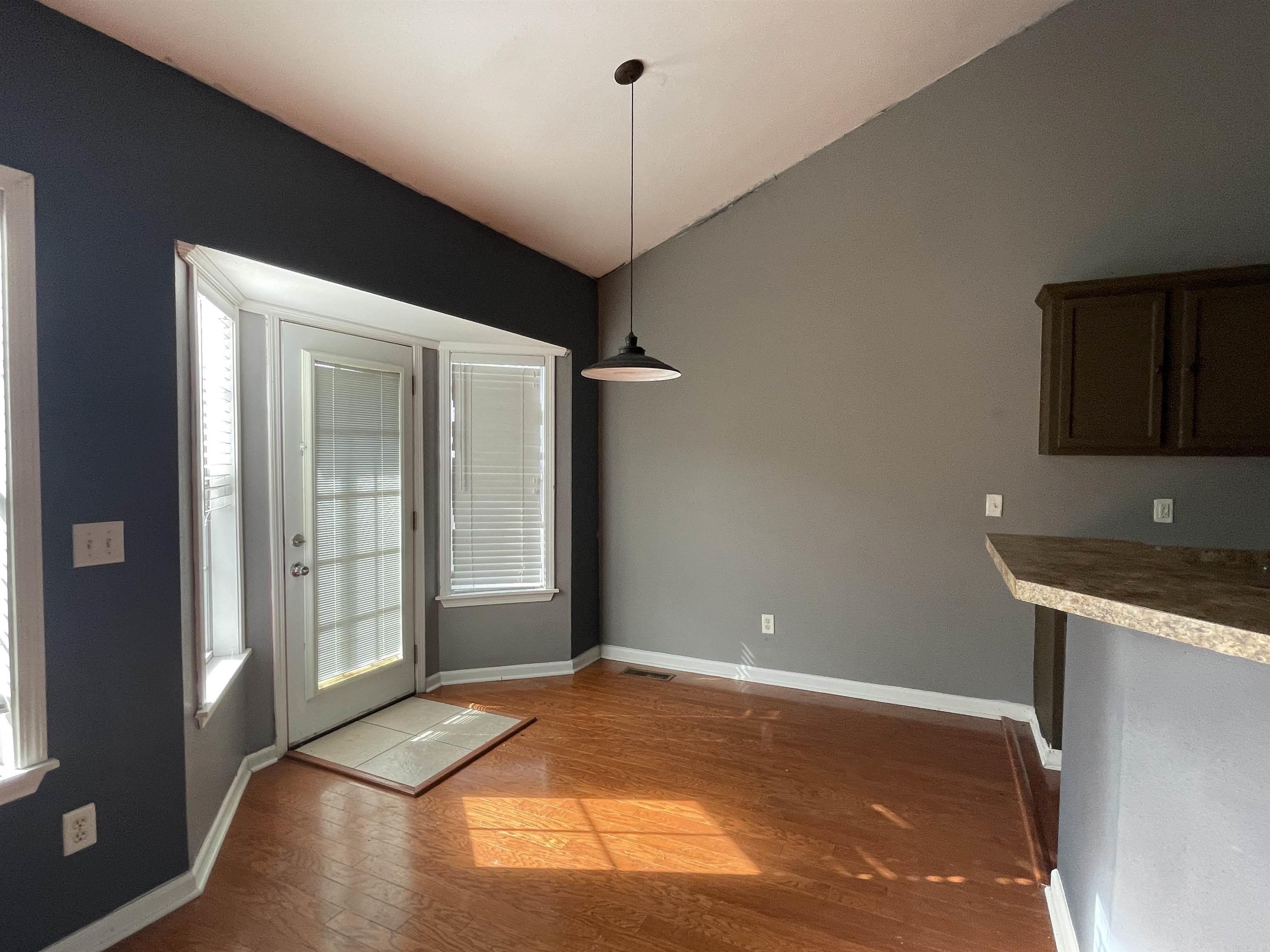 1707 Michael  Benton, AR