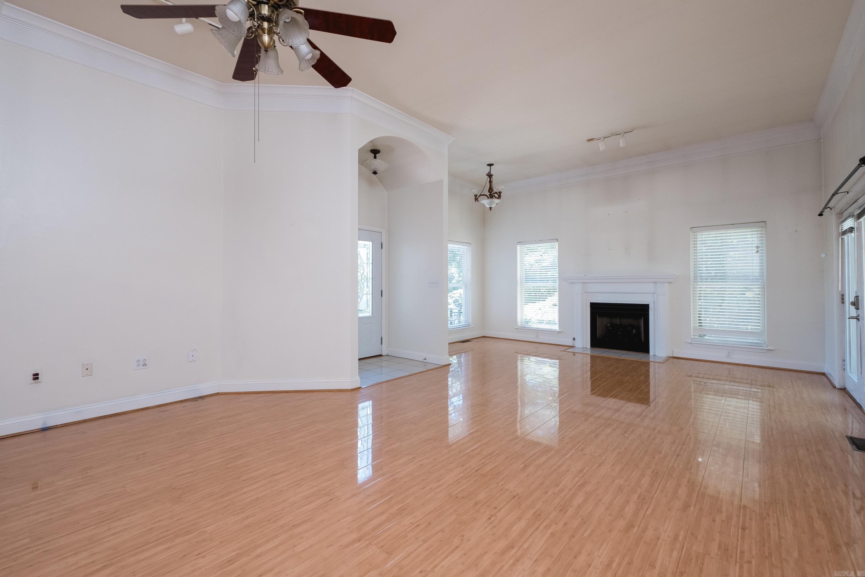 11163 Southridge  Little Rock, AR