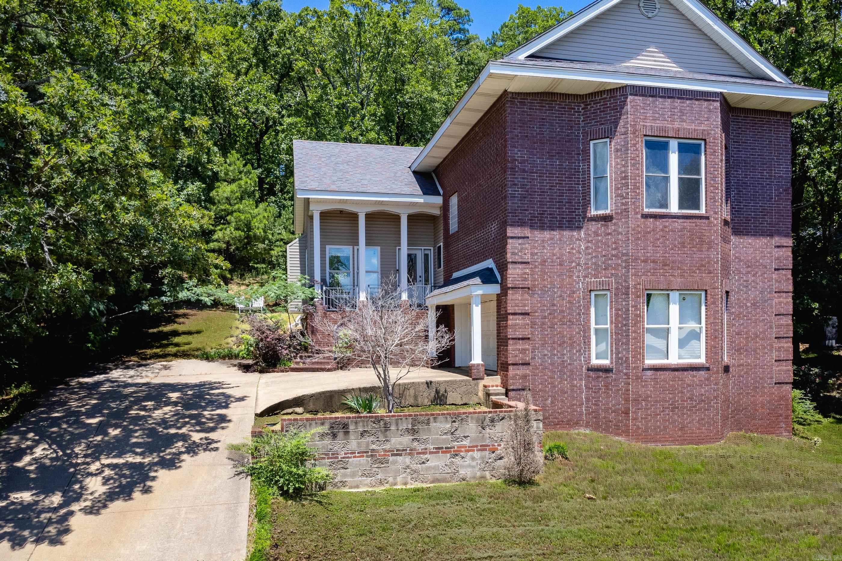 11163 Southridge  Little Rock, AR