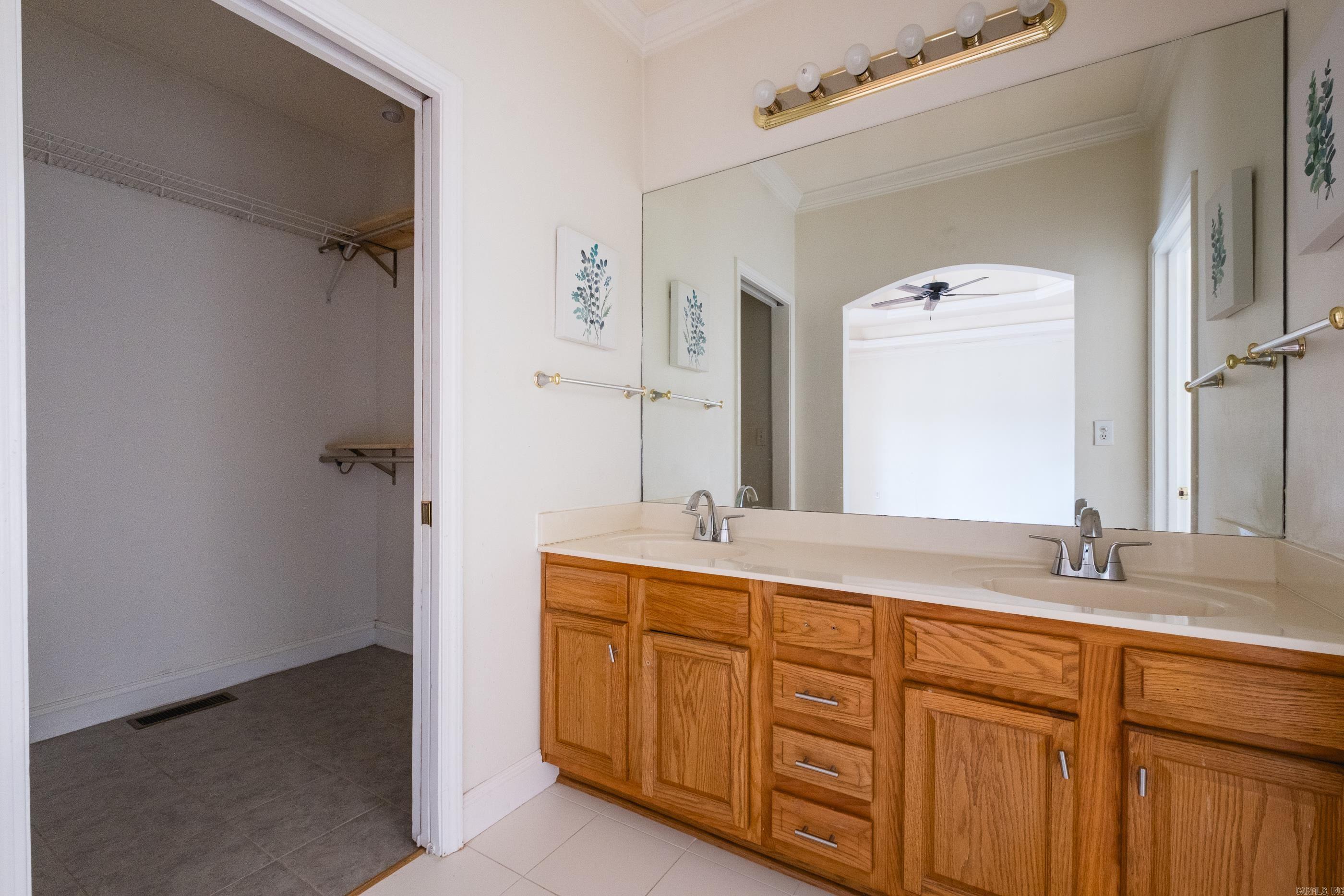 11163 Southridge  Little Rock, AR