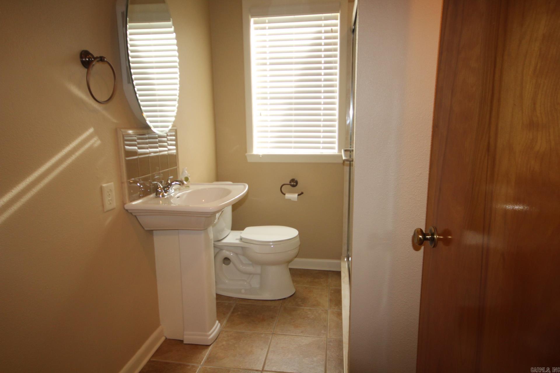 1203 W Sunset  Nashville, AR