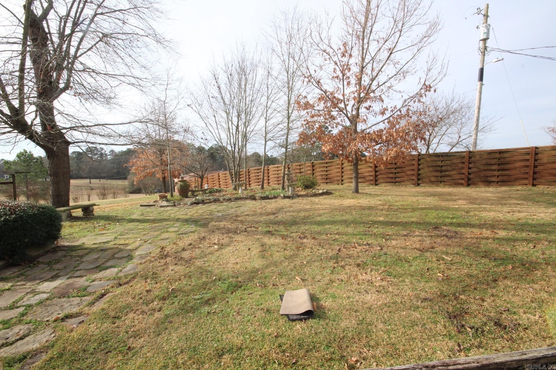 1203 W Sunset  Nashville, AR