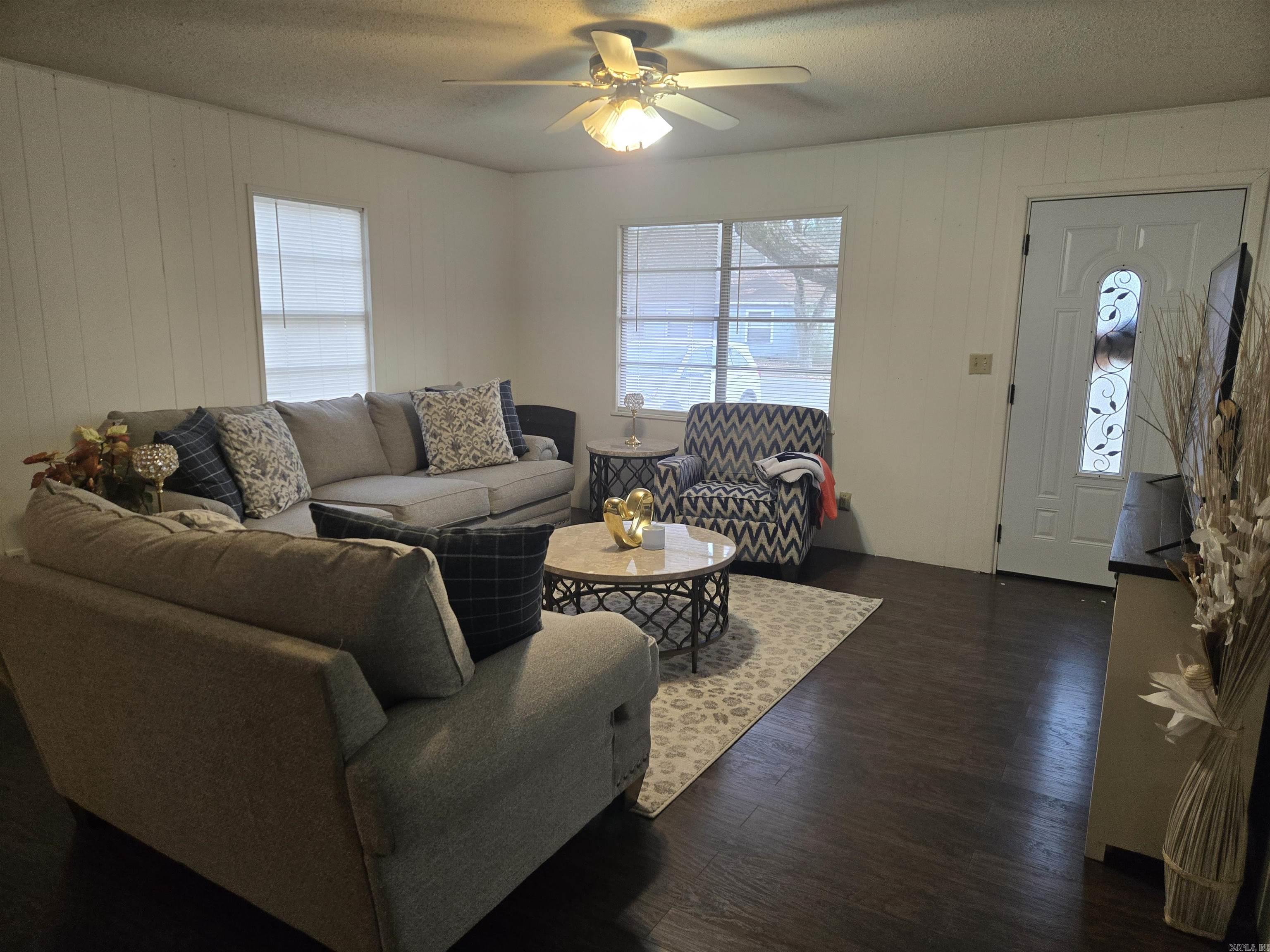 716 W Sypert  Nashville, AR