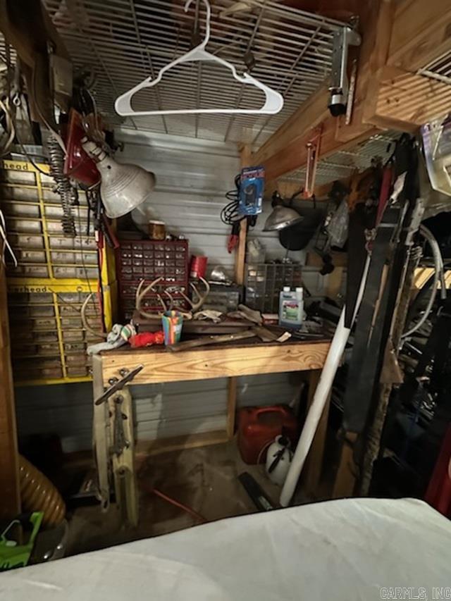 3152 Polk Road 293  Mena, AR