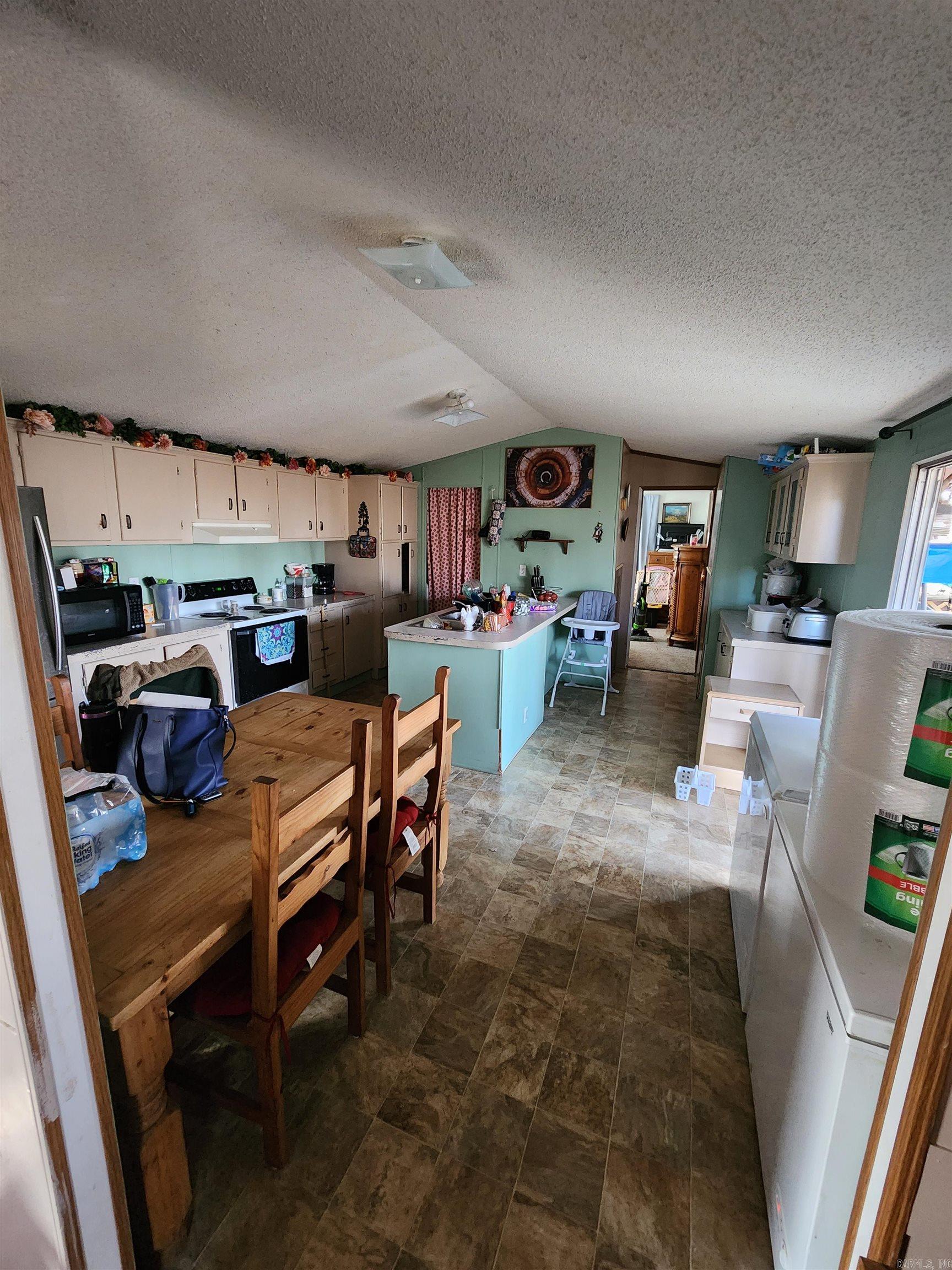 3152 Polk Road 293  Mena, AR