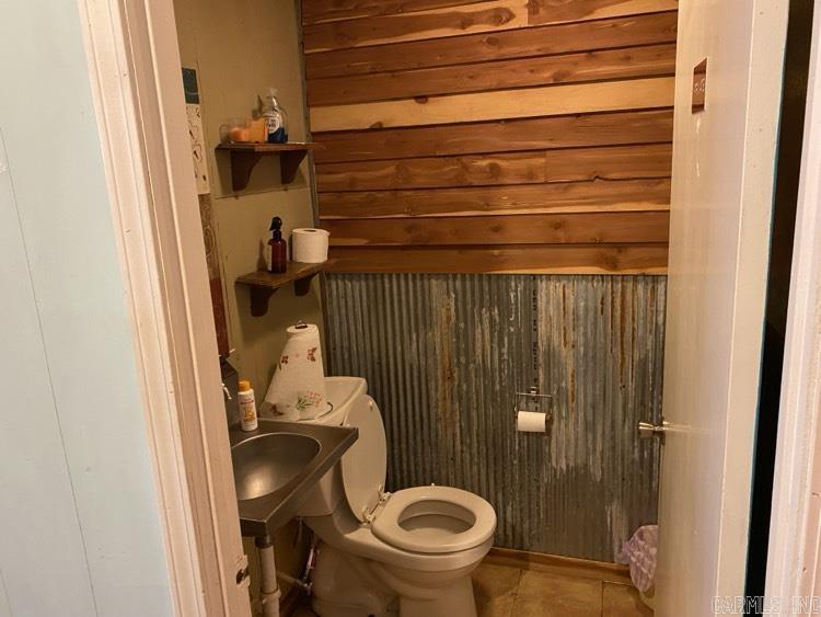 715 W Main St  Plainview, AR