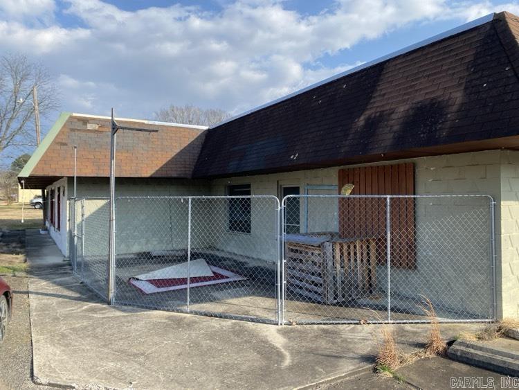 715 W Main St  Plainview, AR