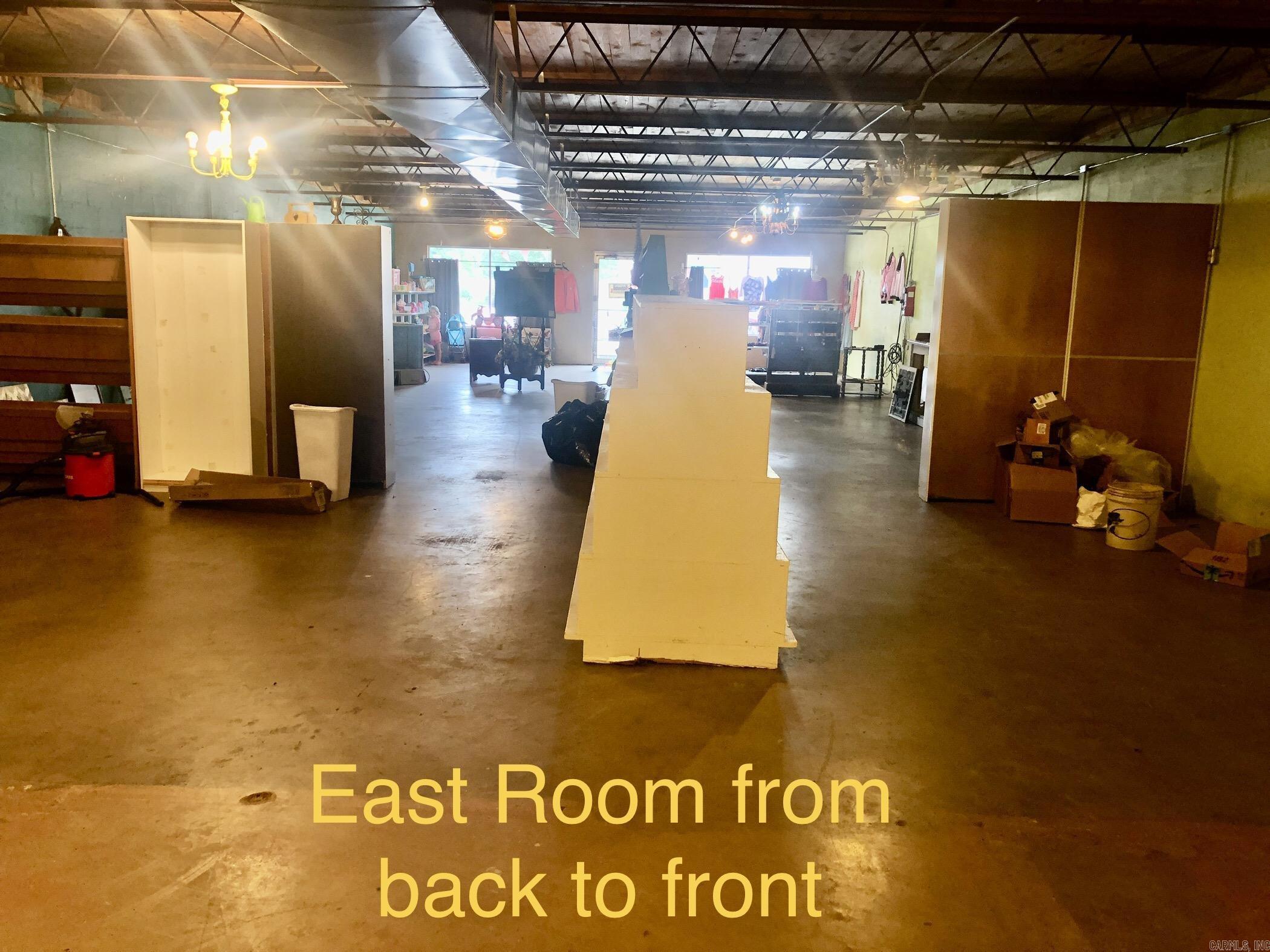 715 W Main St  Plainview, AR