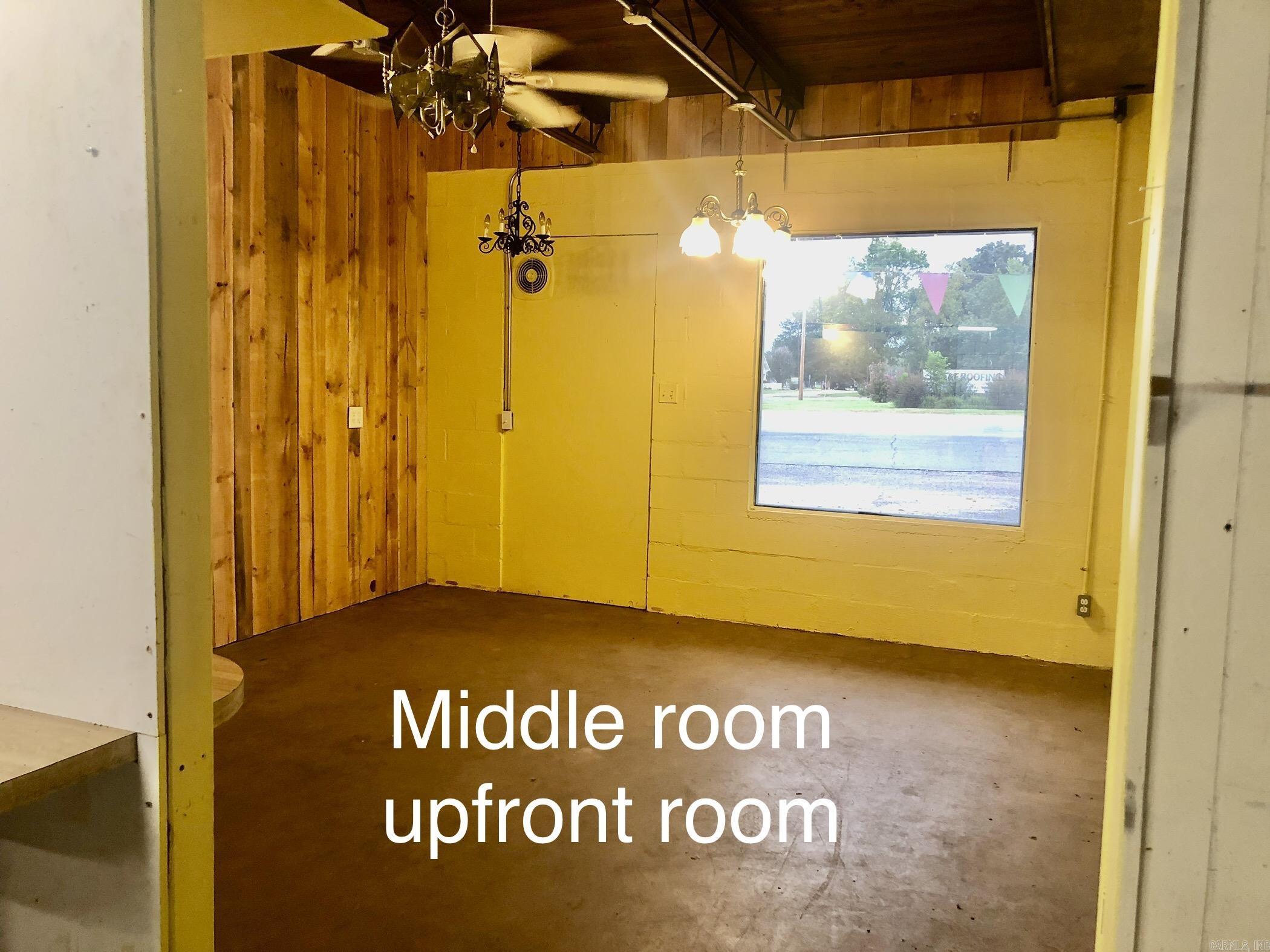 715 W Main St  Plainview, AR