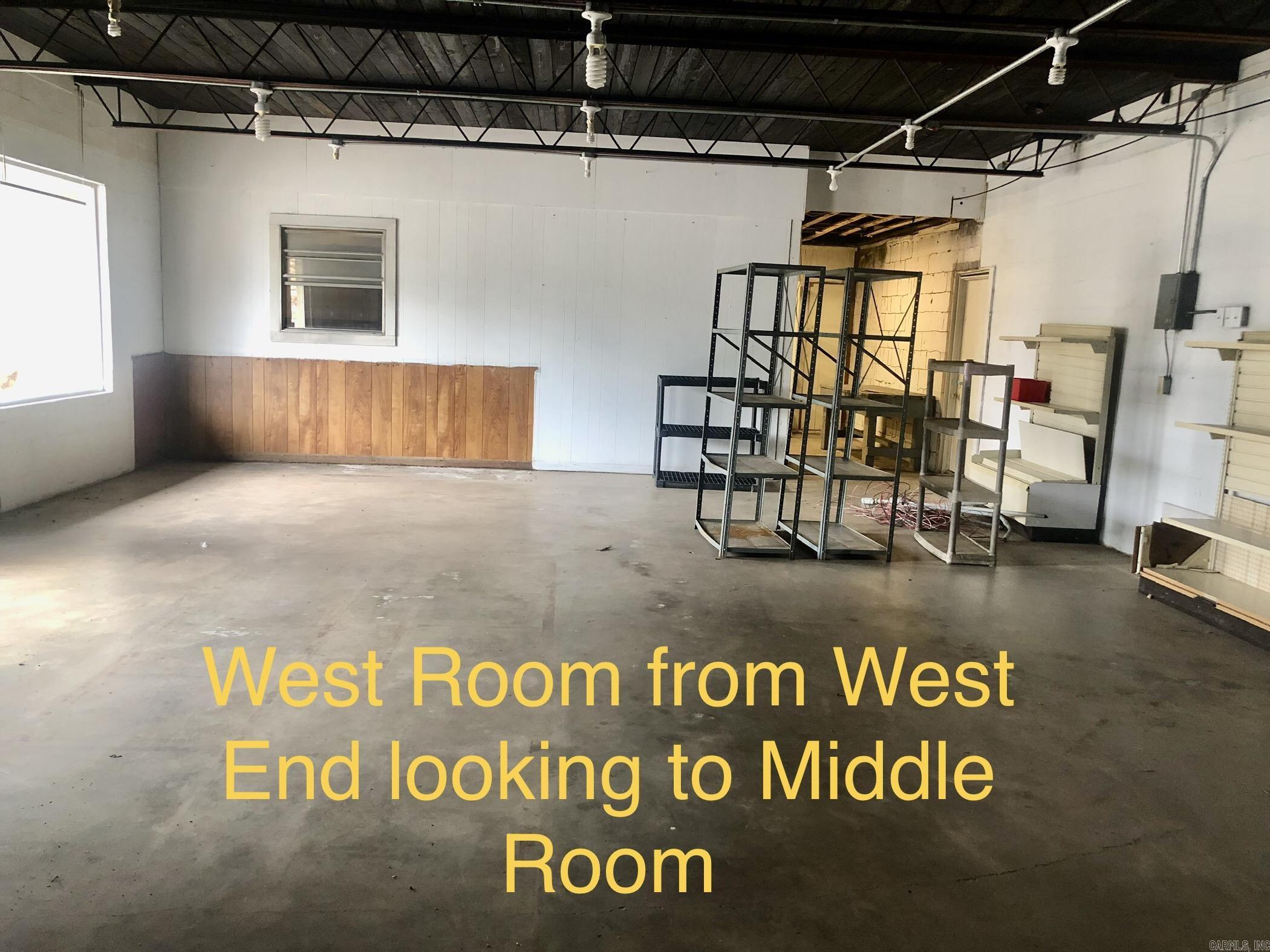 715 W Main St  Plainview, AR