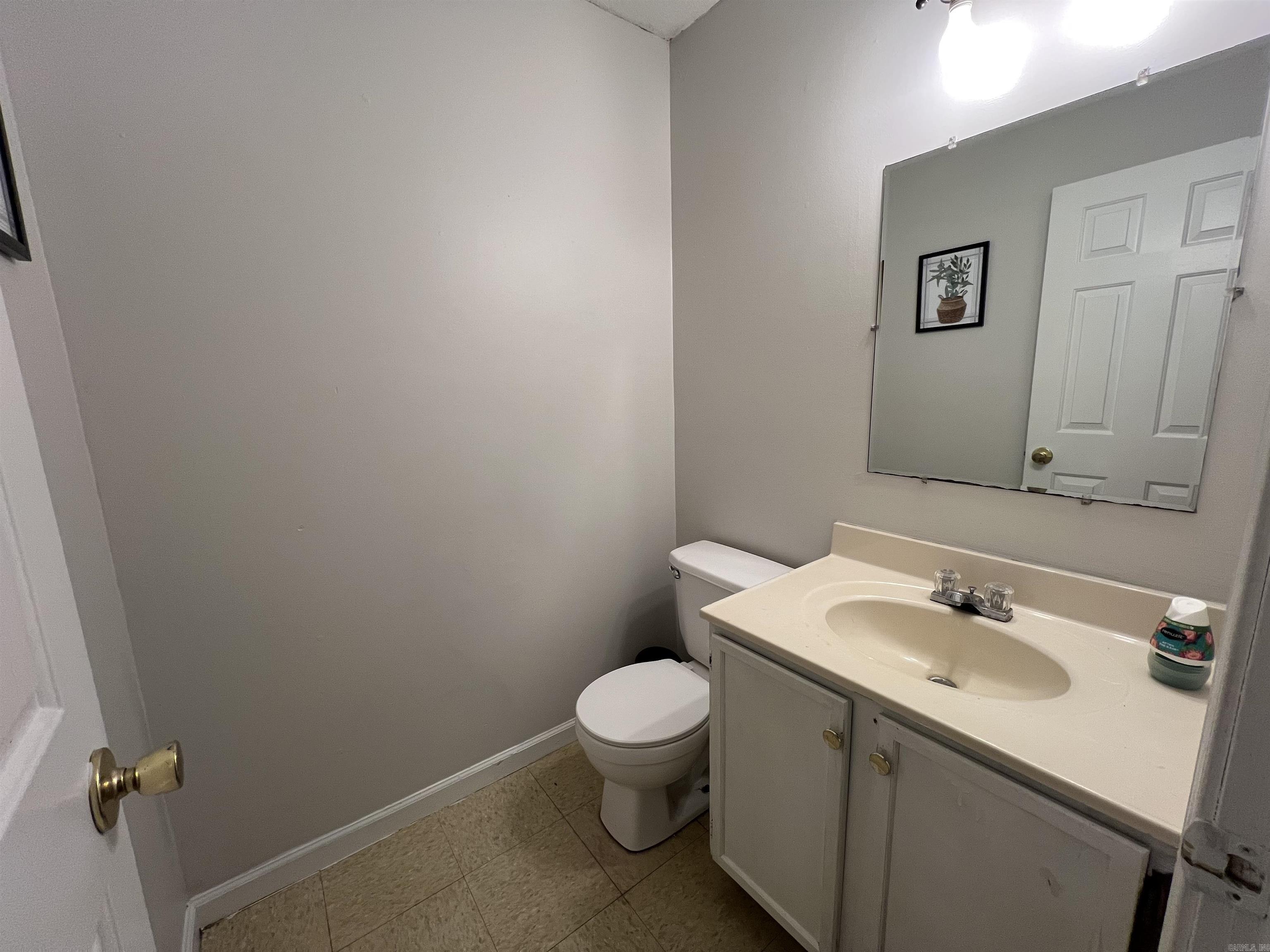 927-929 E Margret  Piggott, AR